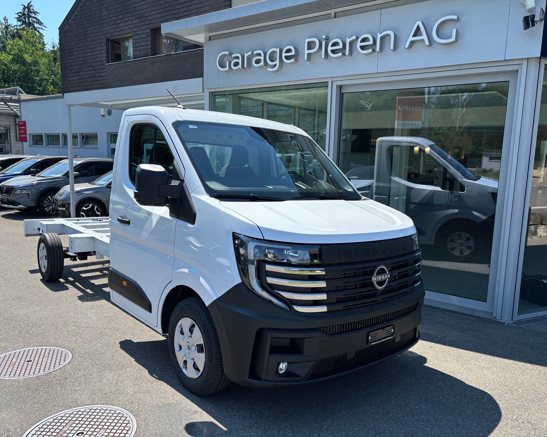 NISSAN Interstar Acenta 150 PS L3H1 9AT-image-0