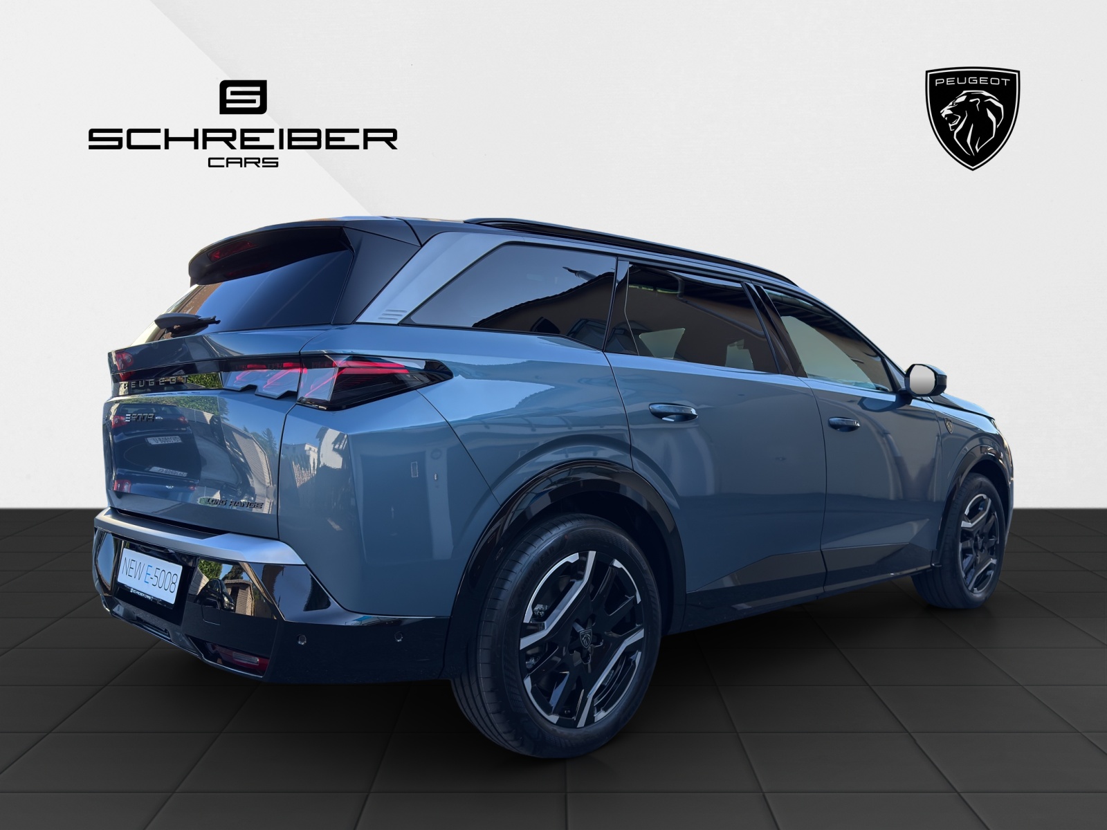 PEUGEOT E-5008 GT Long Range-image-5
