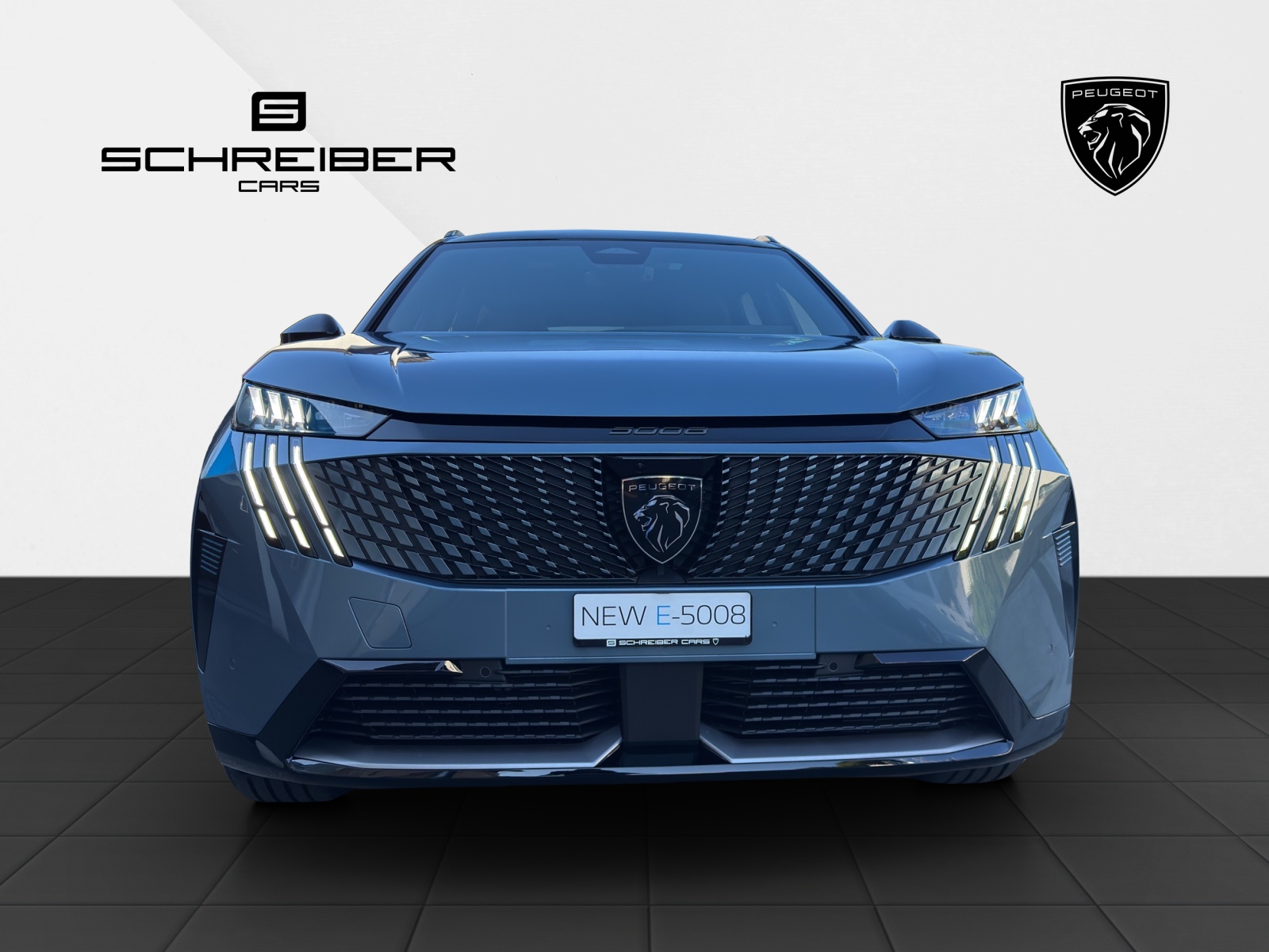 PEUGEOT E-5008 GT Long Range-image-1