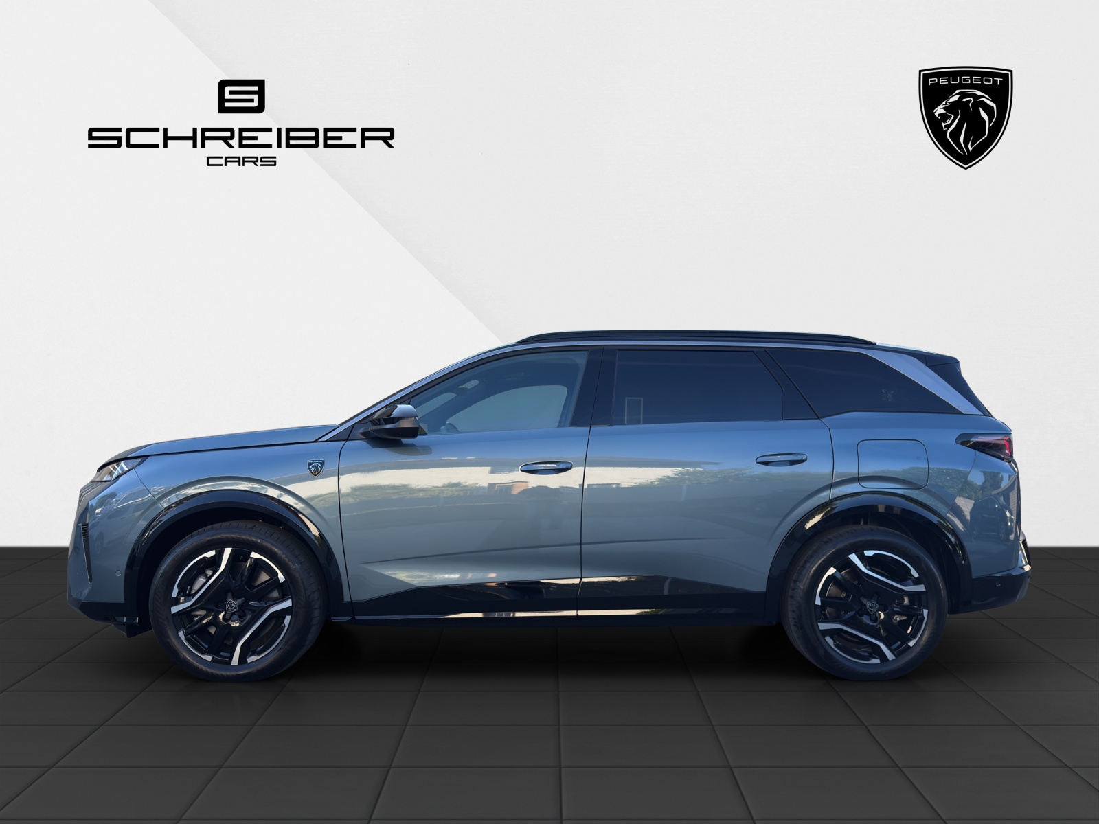 PEUGEOT E-5008 GT Long Range-image-2