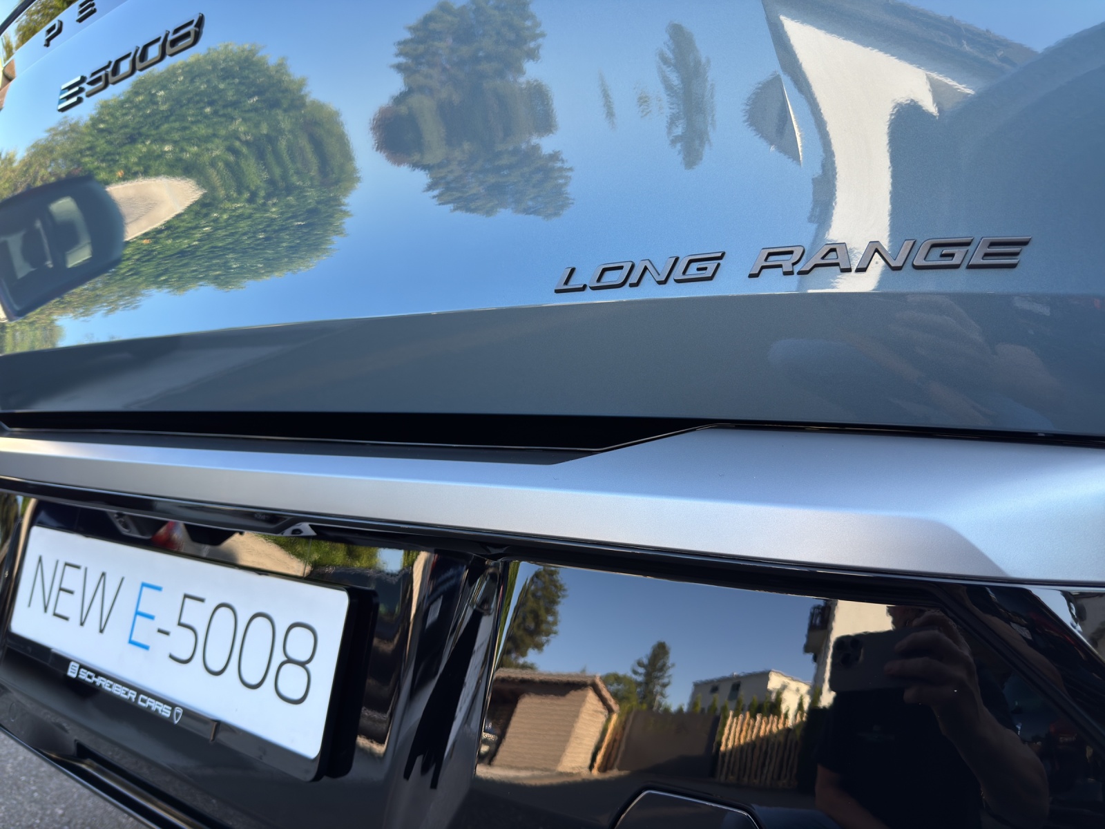 PEUGEOT E-5008 GT Long Range-image-24