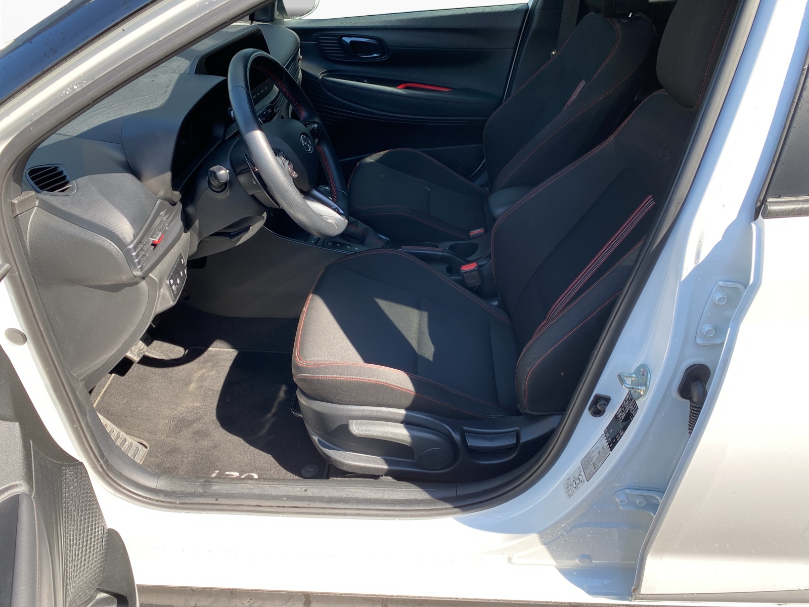 HYUNDAI i20 1.0 T-GDi 120 N-Line-image-9