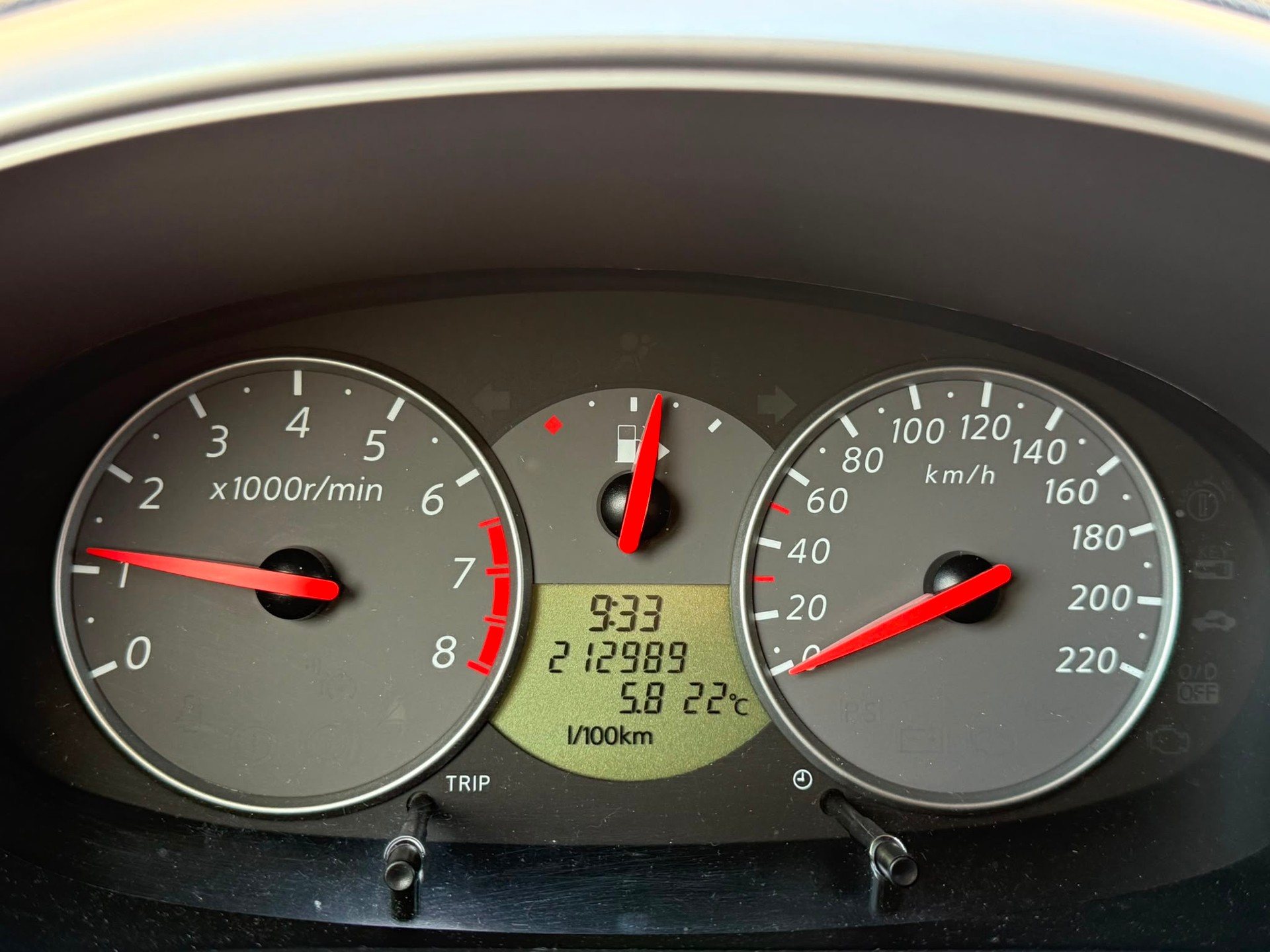 NISSAN Micra 1.4 i-Way-image-6