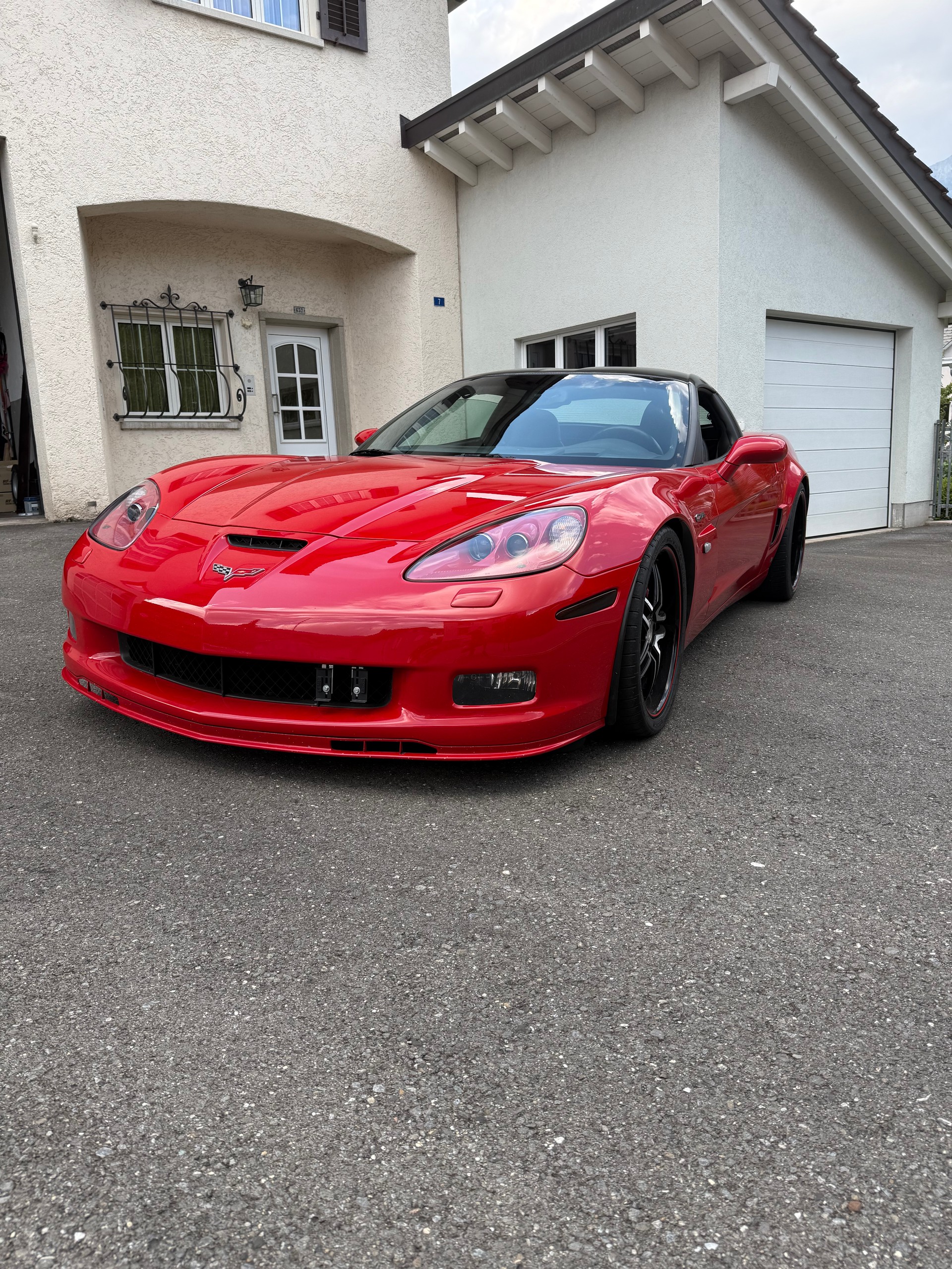 CHEVROLET Z06-image-2