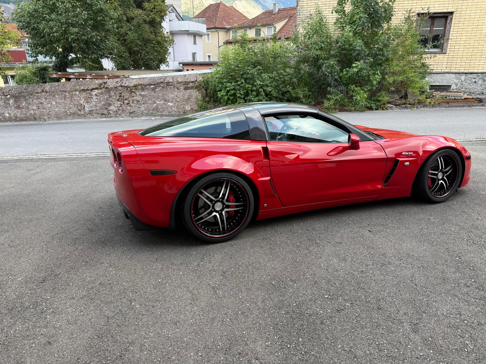 CHEVROLET Z06-image-3