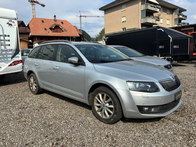 SKODA Octavia Combi 2.0 TDI Ambition 4x4 DSG-image-1