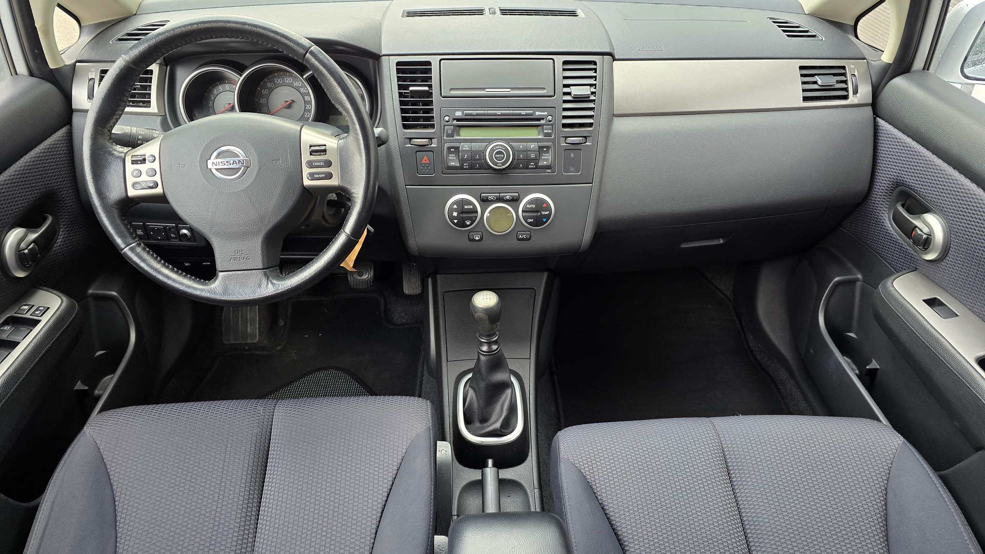 NISSAN Tiida 1.8 acenta-image-4