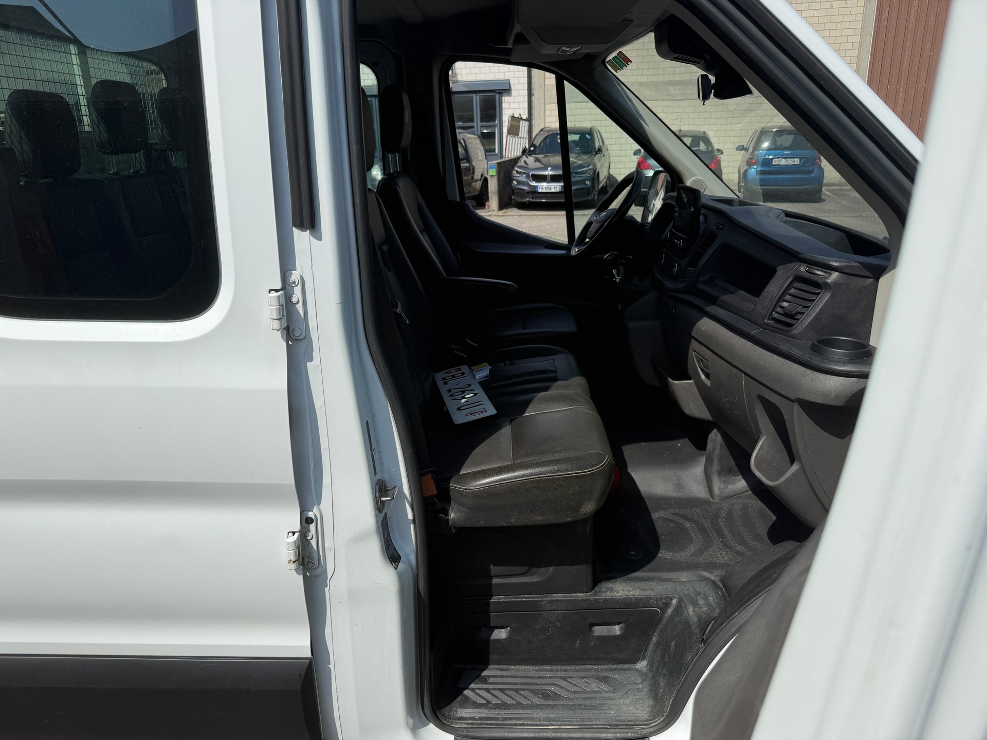 FORD Transit 350 L3 Trend 2.0 TDCi 170 RWD HEV-image-7
