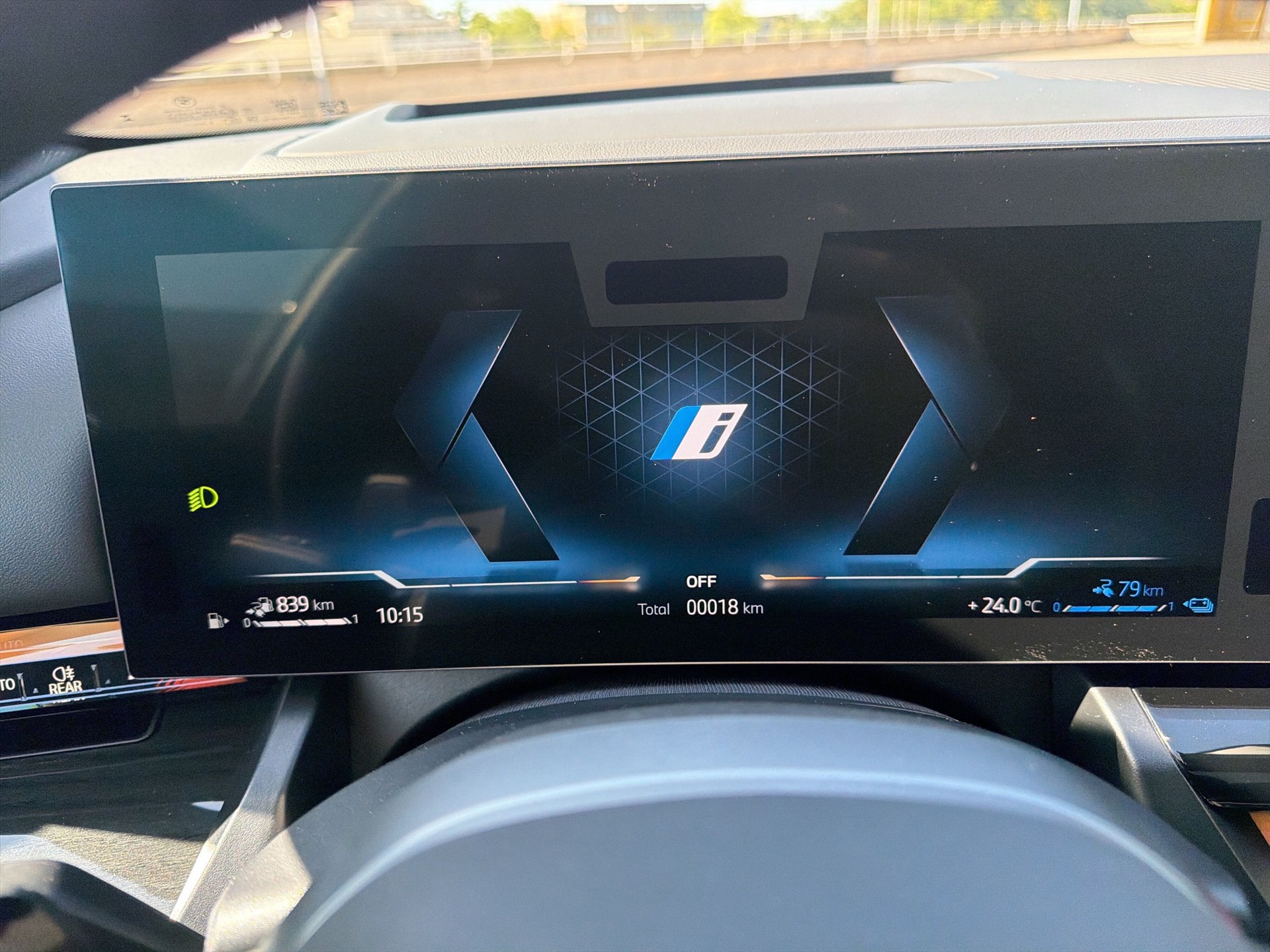 BMW 530e xDrive Touring M Sport Pro Steptronic-image-13