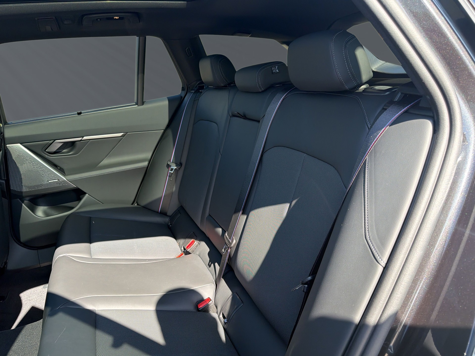 BMW 530e xDrive Touring M Sport Pro Steptronic-image-6
