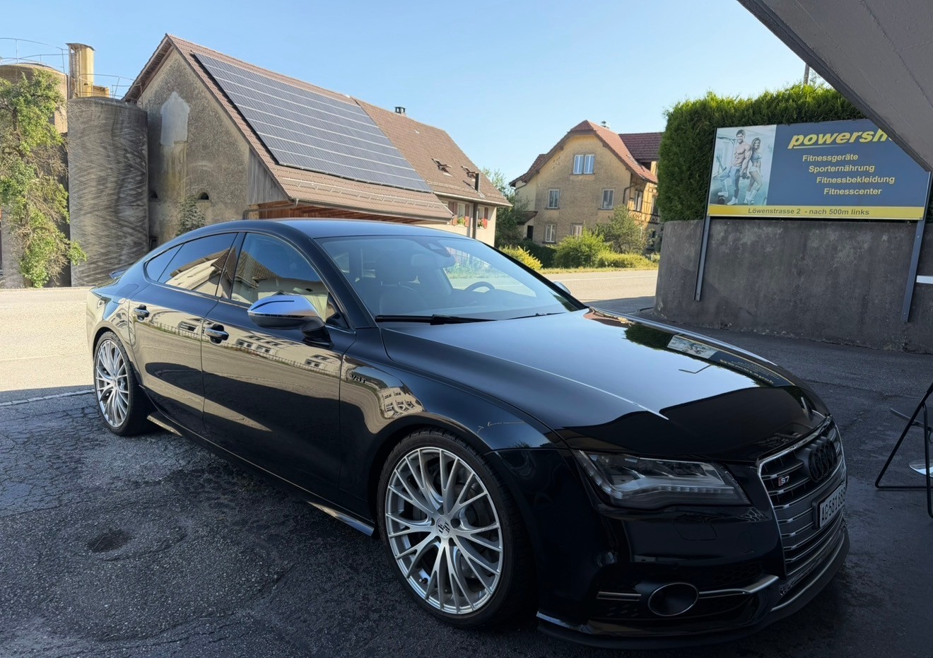 AUDI 4.0 V8 TFSI quattro S-Tronic-image-4