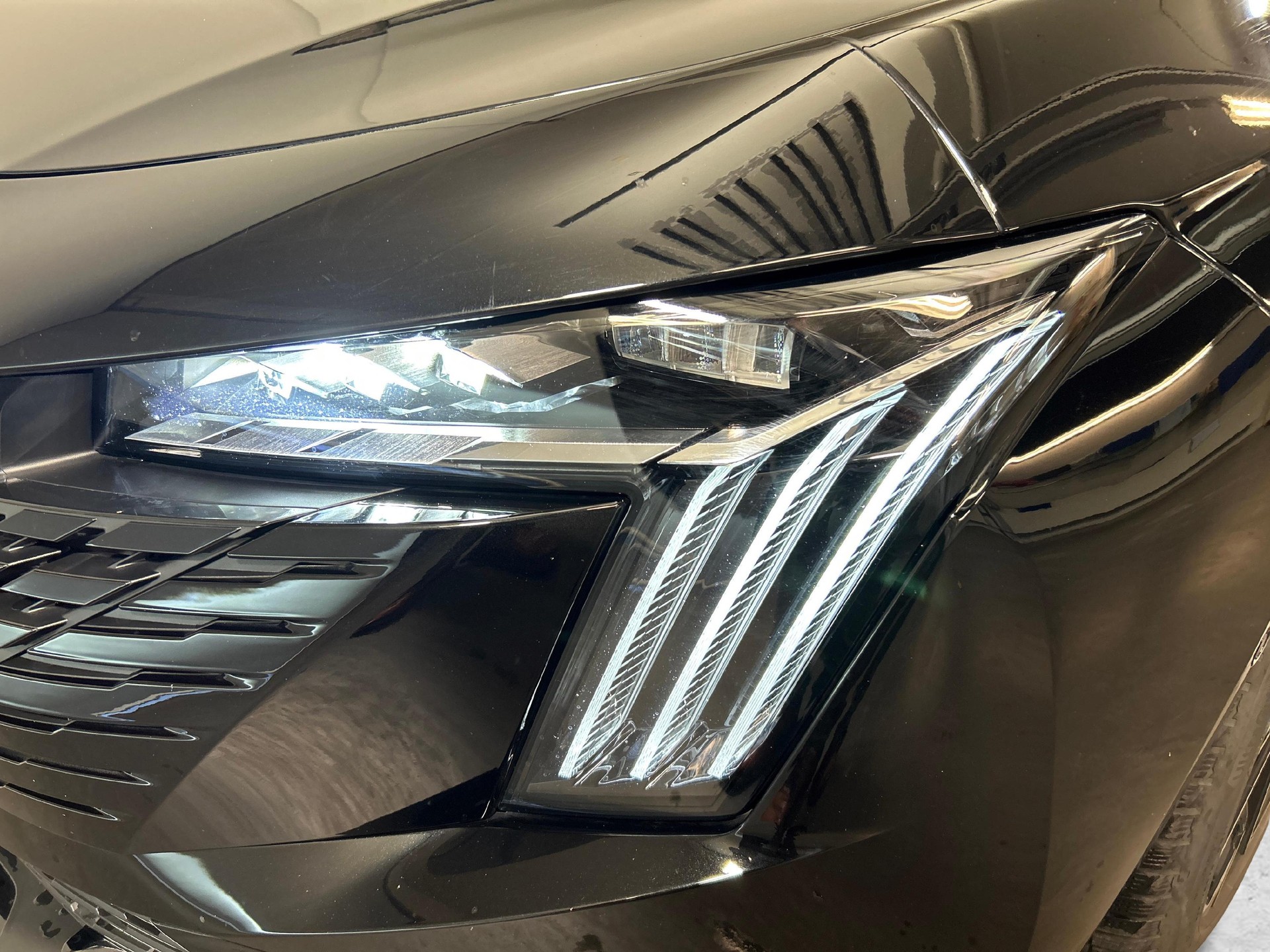 PEUGEOT 508 SW 1.5 BlueHDi GT-image-16