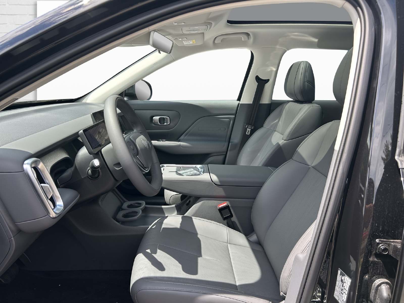 LEAPMOTOR B10 1.5 Hybrid EV-image-6