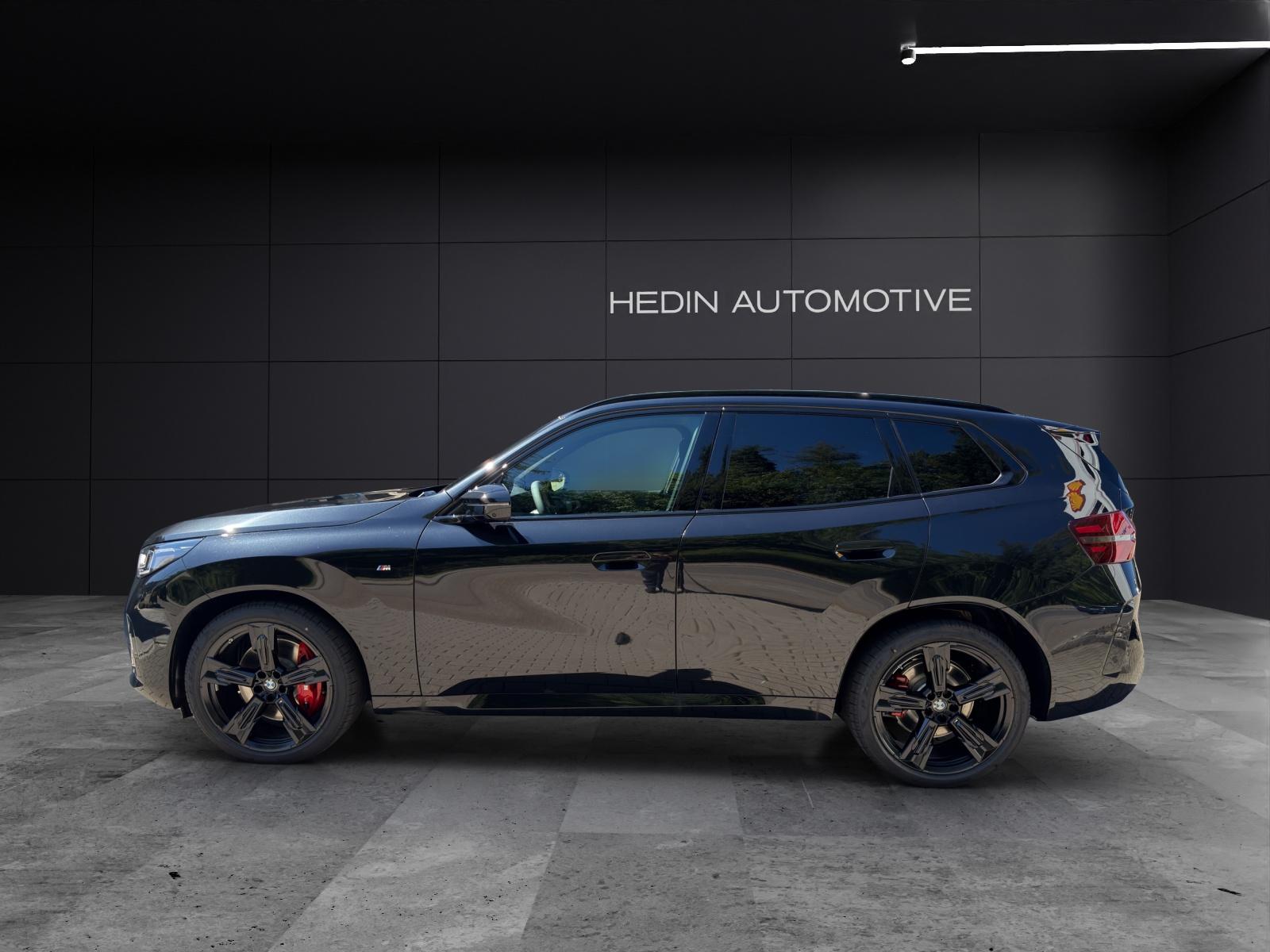 BMW X3 M50i-showroom-element-3