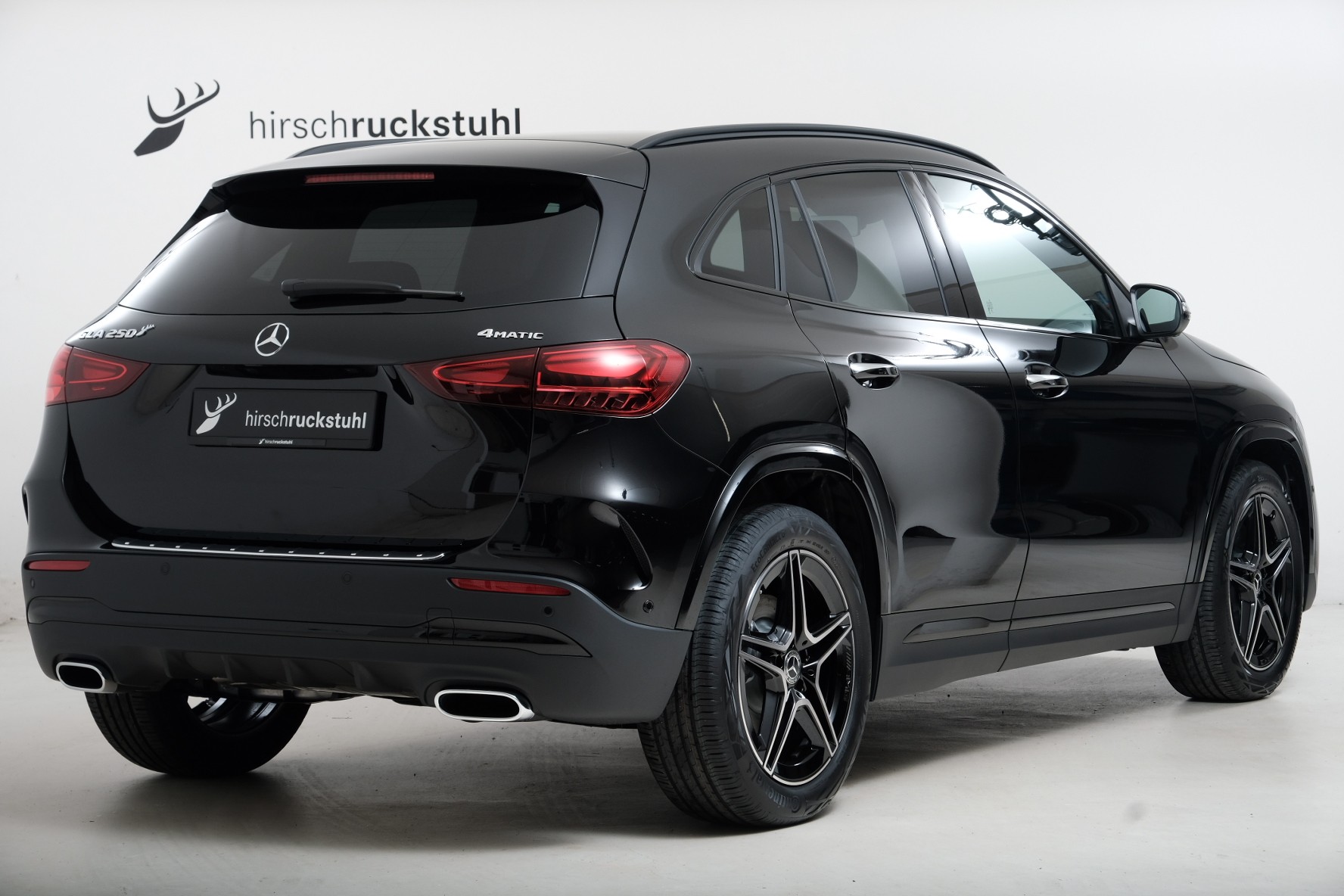 MERCEDES-BENZ GLA 250 4Matic 8G-DCT Swiss Star-showroom-element-2