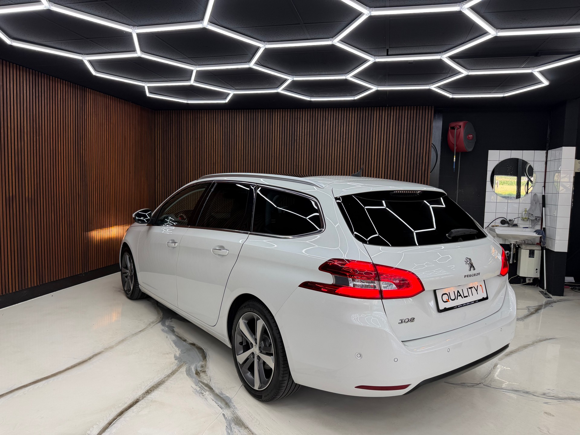 PEUGEOT 308 SW 1.2 THP Féline-image-8