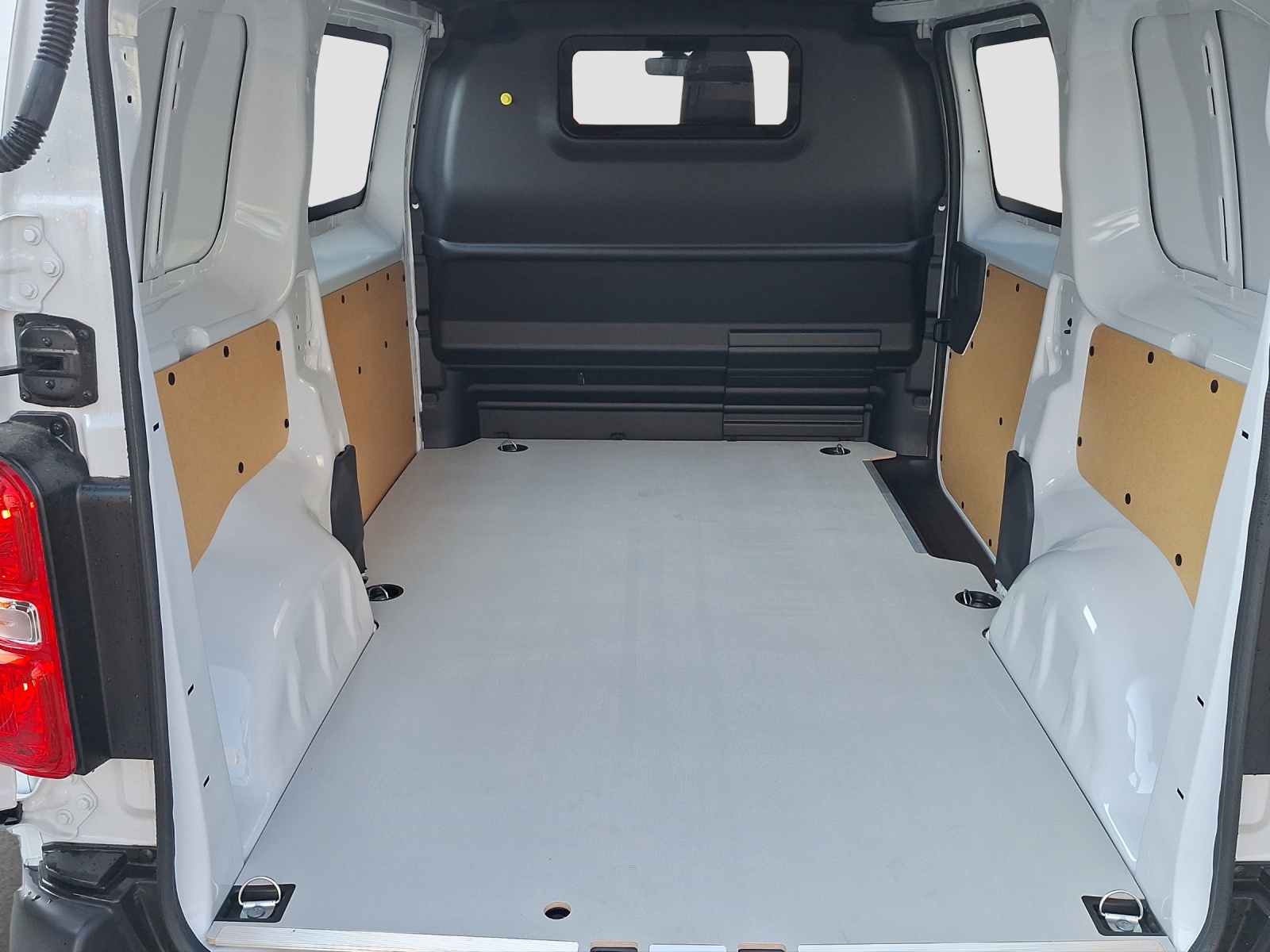 CITROEN Jumpy Kaw. M 1.5 BlueHDi 120 Swiss Edition S/S-image-11