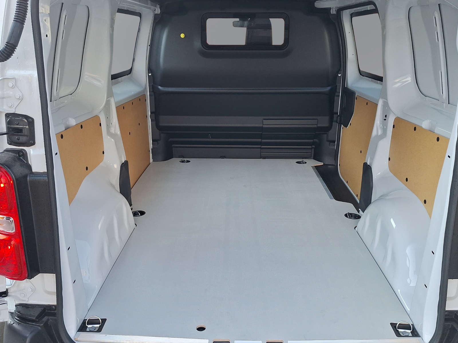 CITROEN Jumpy Kaw. M 1.5 BlueHDi 120 Swiss Edition S/S-image-19