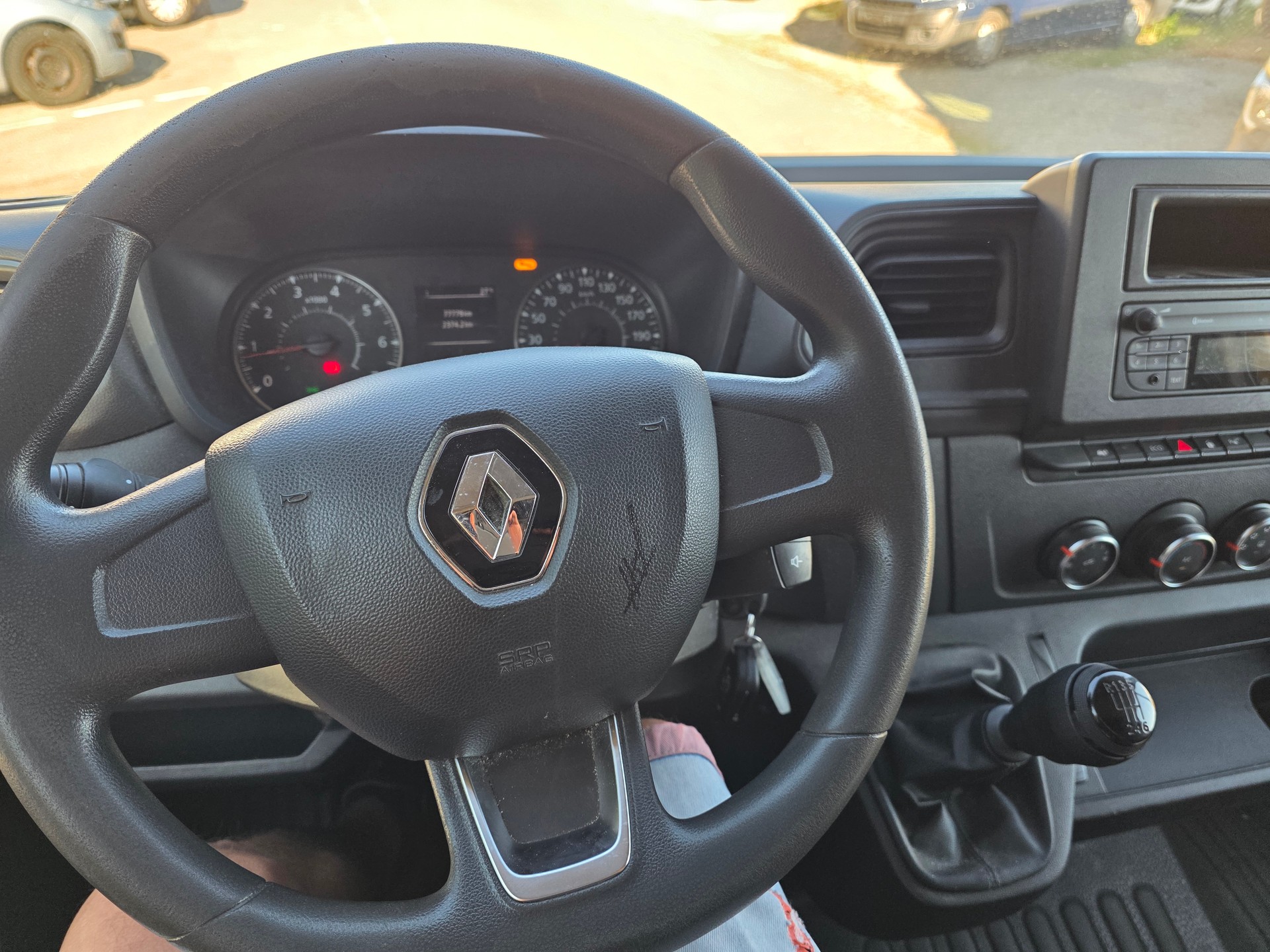 RENAULT Master T35 2.3dCi 135 L3H3-image-11