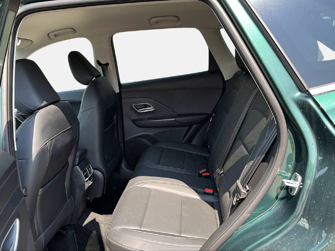 MG ZS 1.5 Hybrid+ Luxury-image-11