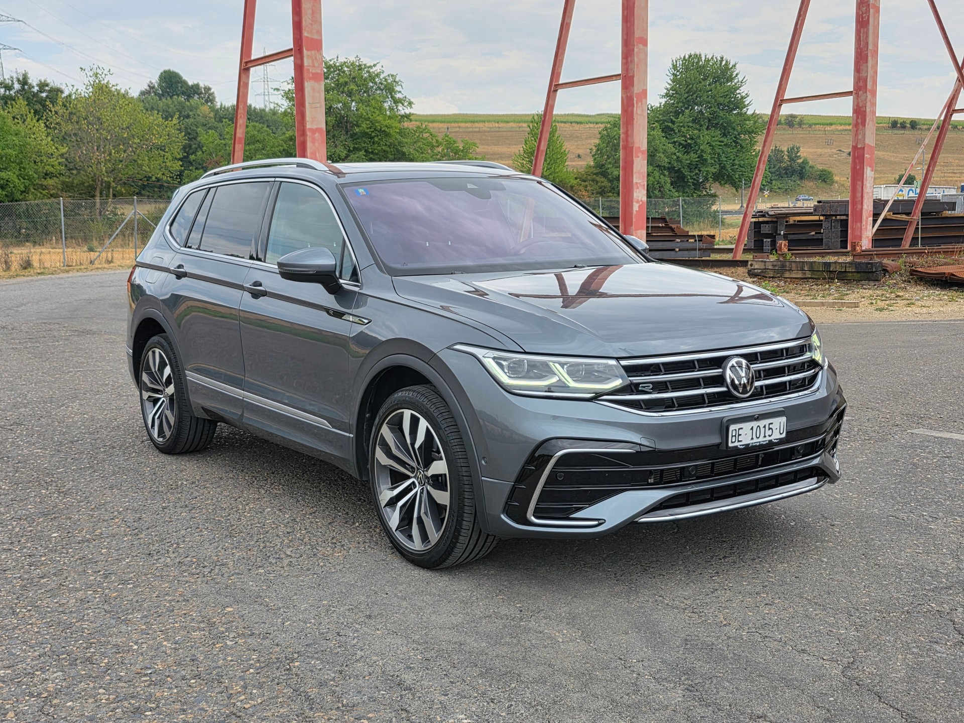 VW Tiguan Allspace 2.0TSI R-Line 4Motion DSG-image-4
