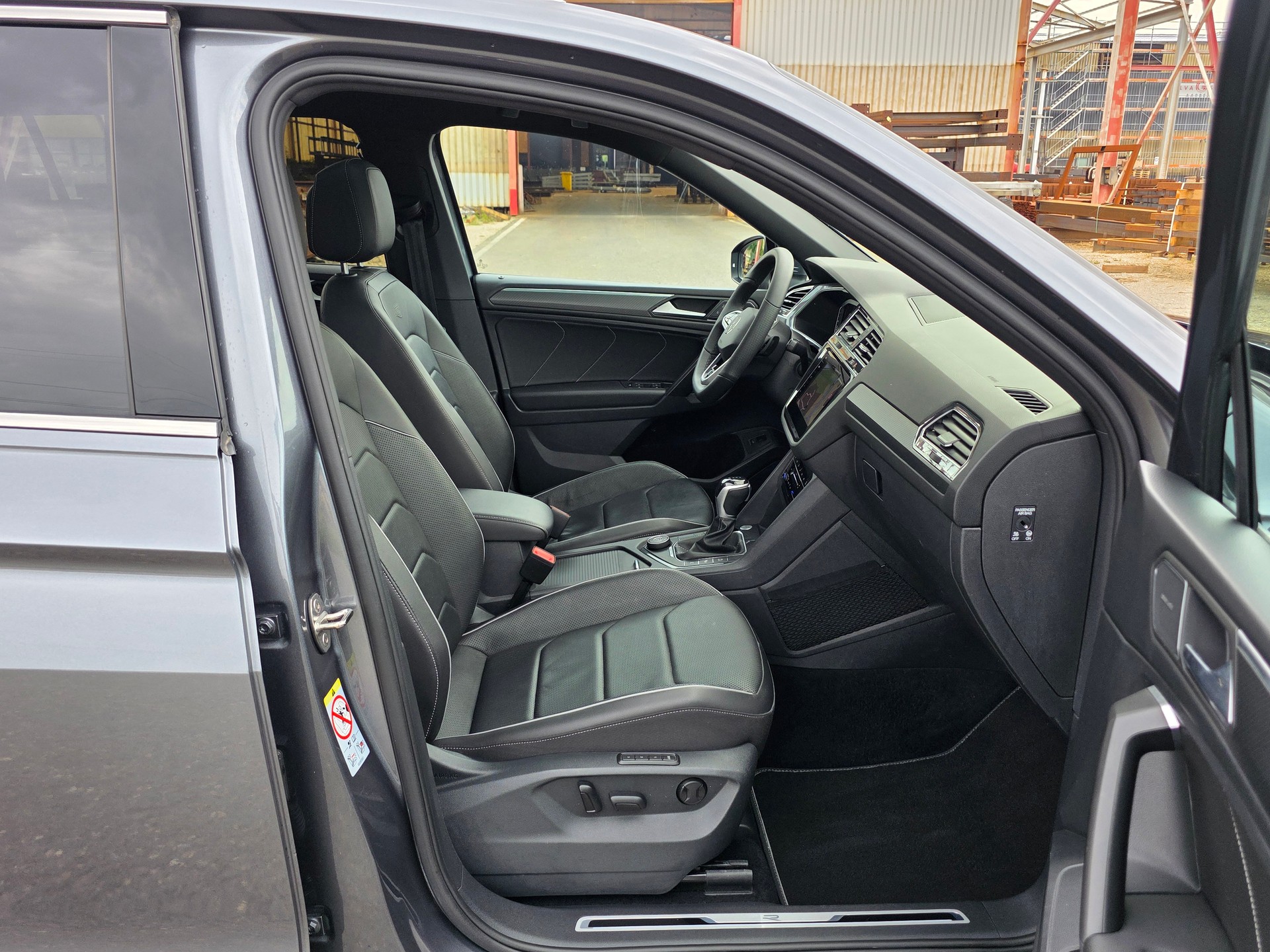 VW Tiguan Allspace 2.0TSI R-Line 4Motion DSG-image-9