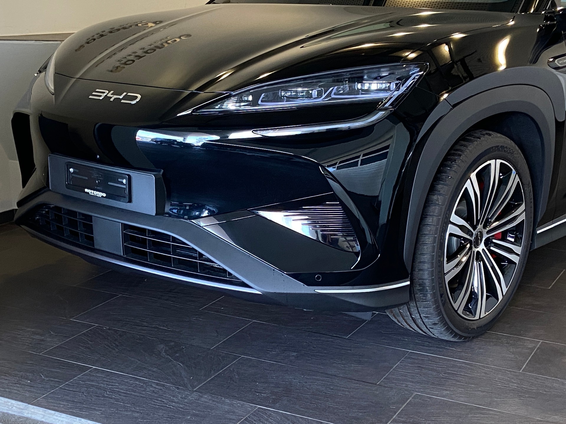 BYD Sealion 7 91,3 kWh Excellence AWD-image-2