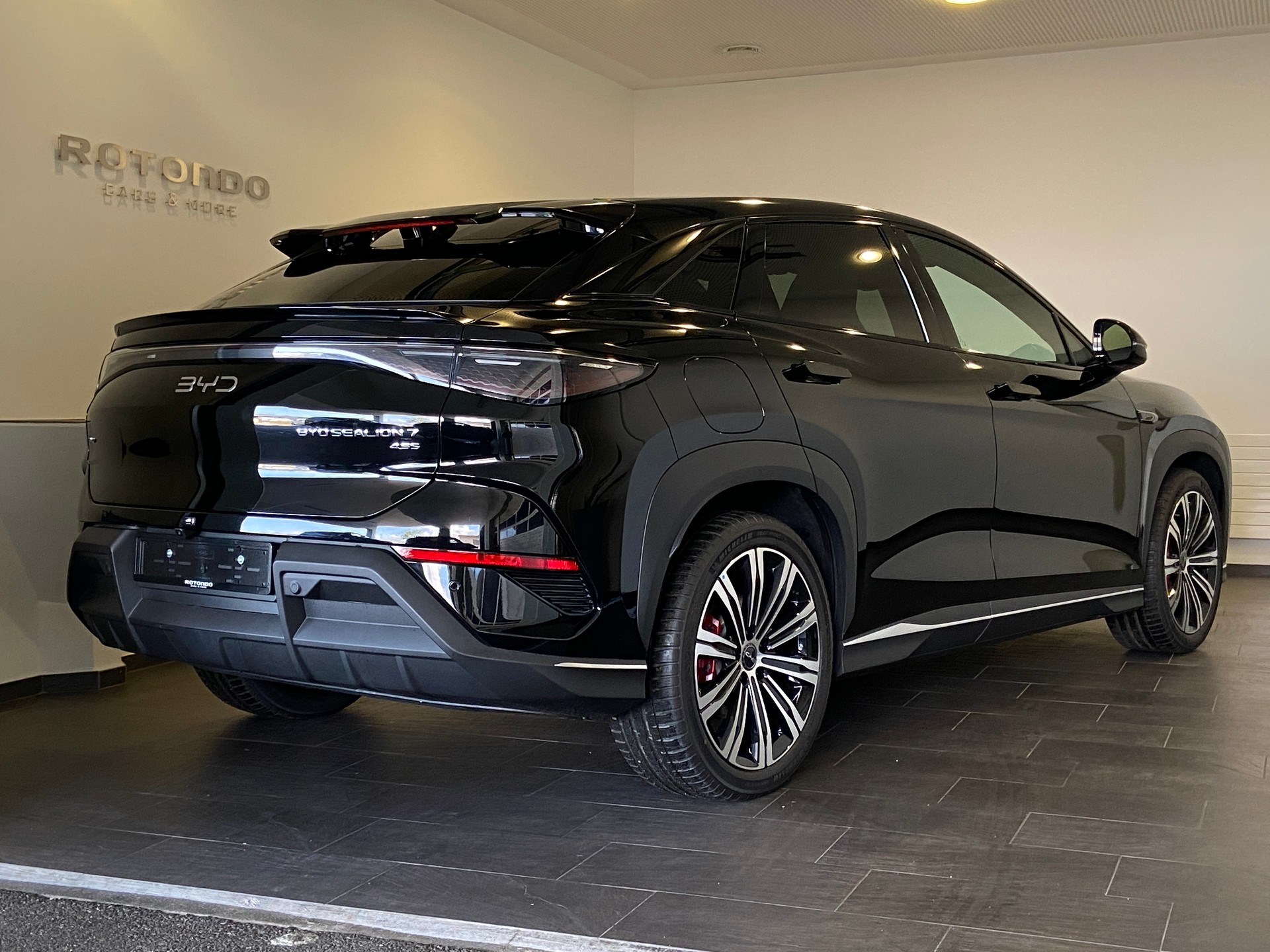 BYD Sealion 7 91,3 kWh Excellence AWD-image-1