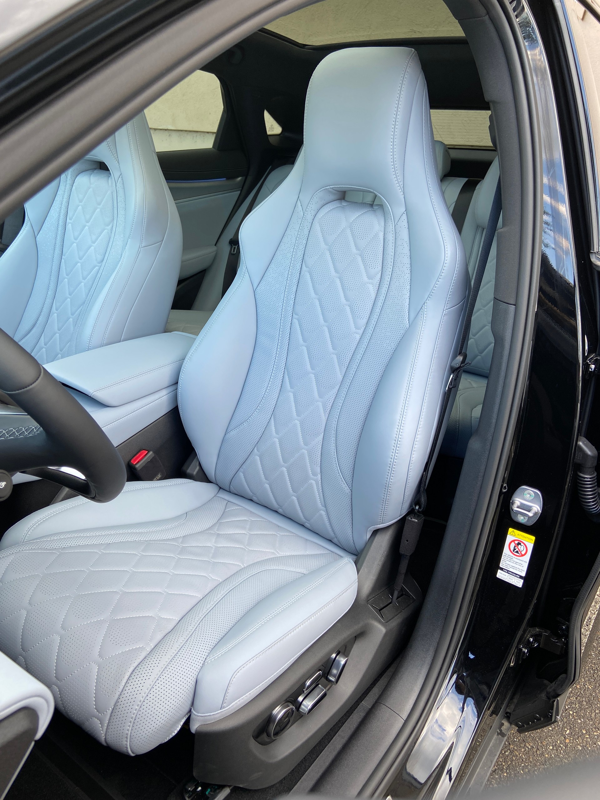 BYD Sealion 7 91,3 kWh Excellence AWD-image-4