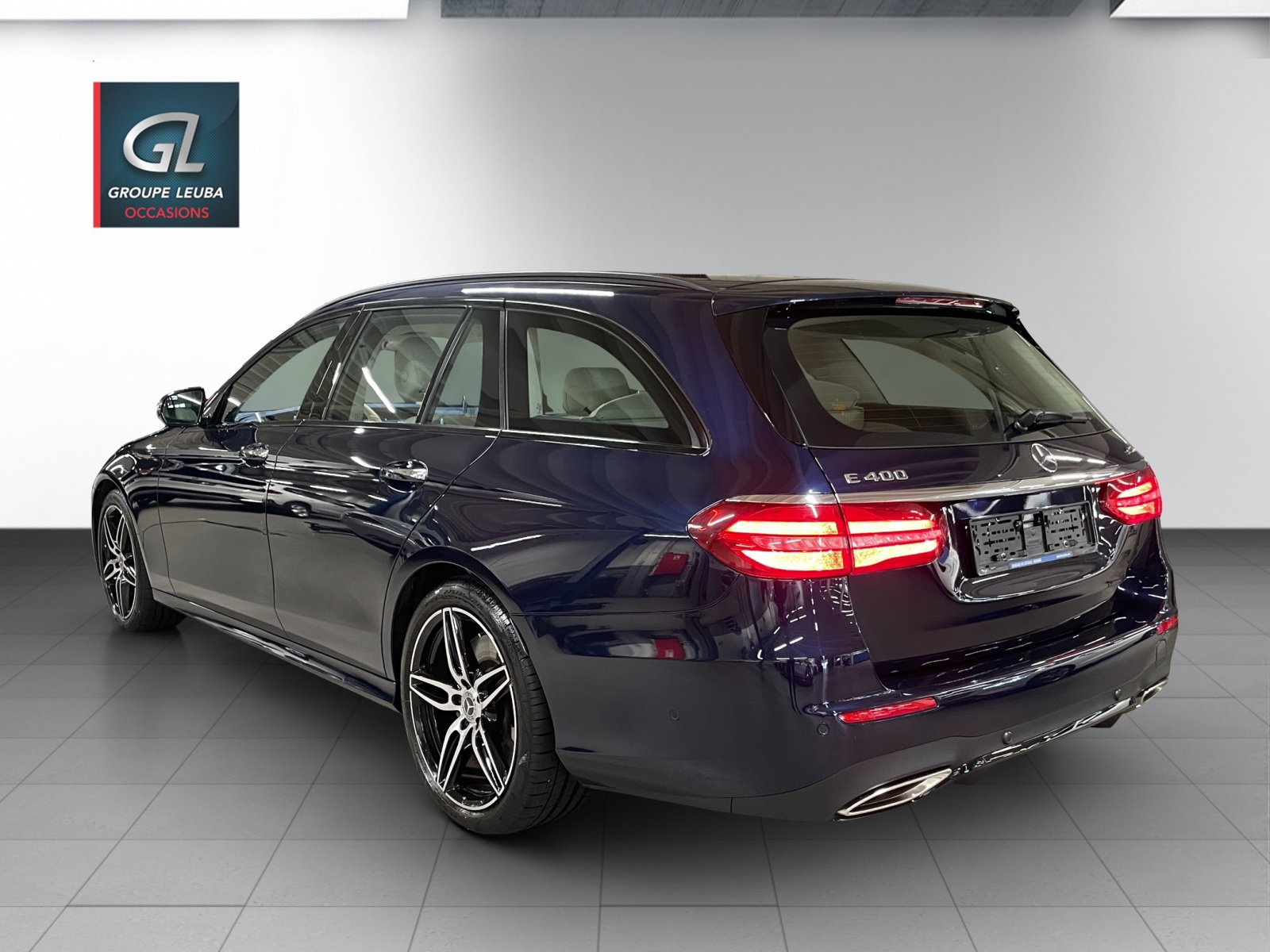 MERCEDES-BENZ E 400 Avantgarde 7G-Tronic-image-3