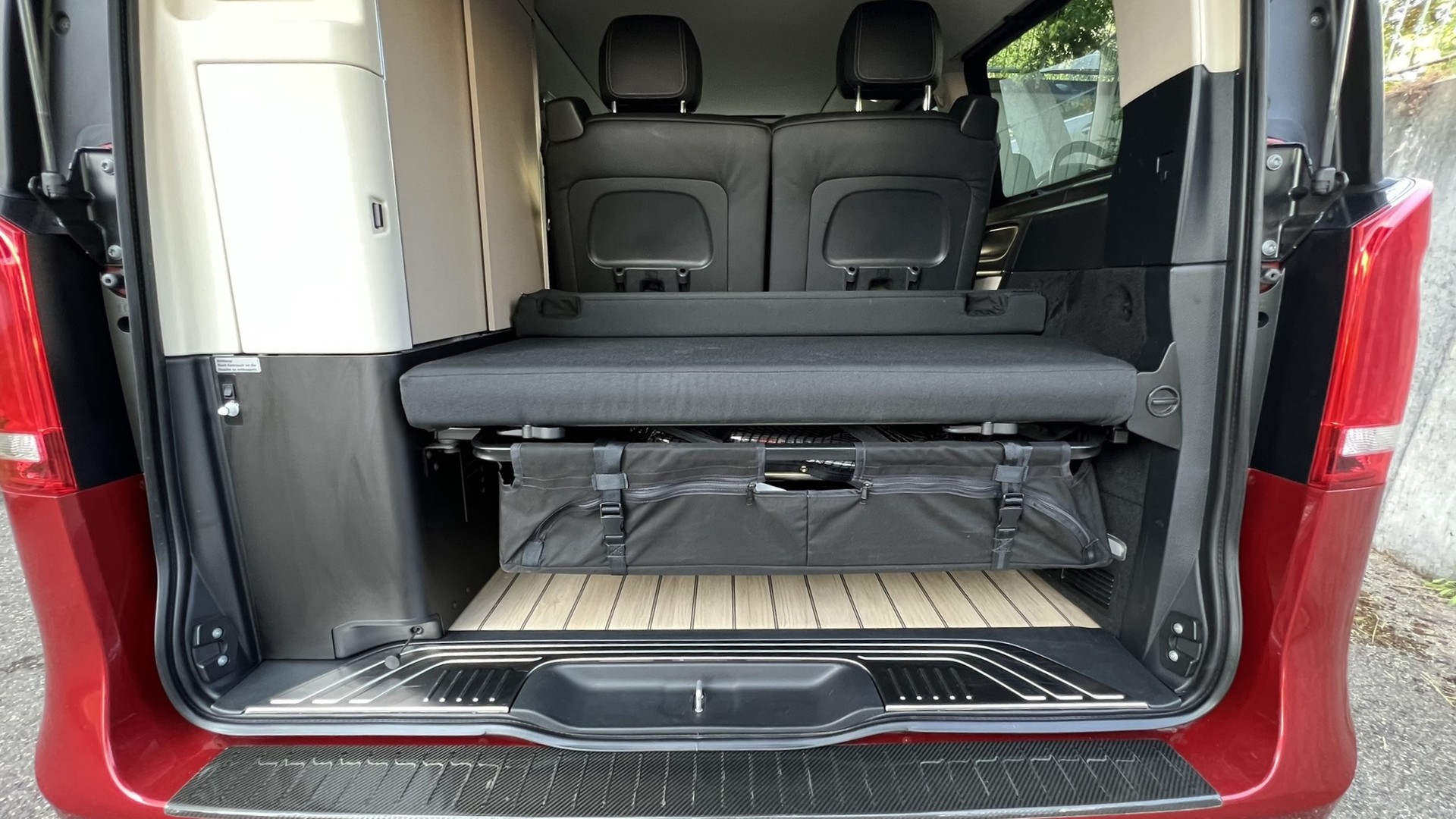 MERCEDES-BENZ MARCO POLO 250 D 4MATIC AUTOMAT AMG LINE BLACK PLUS l 190 PS-image-29