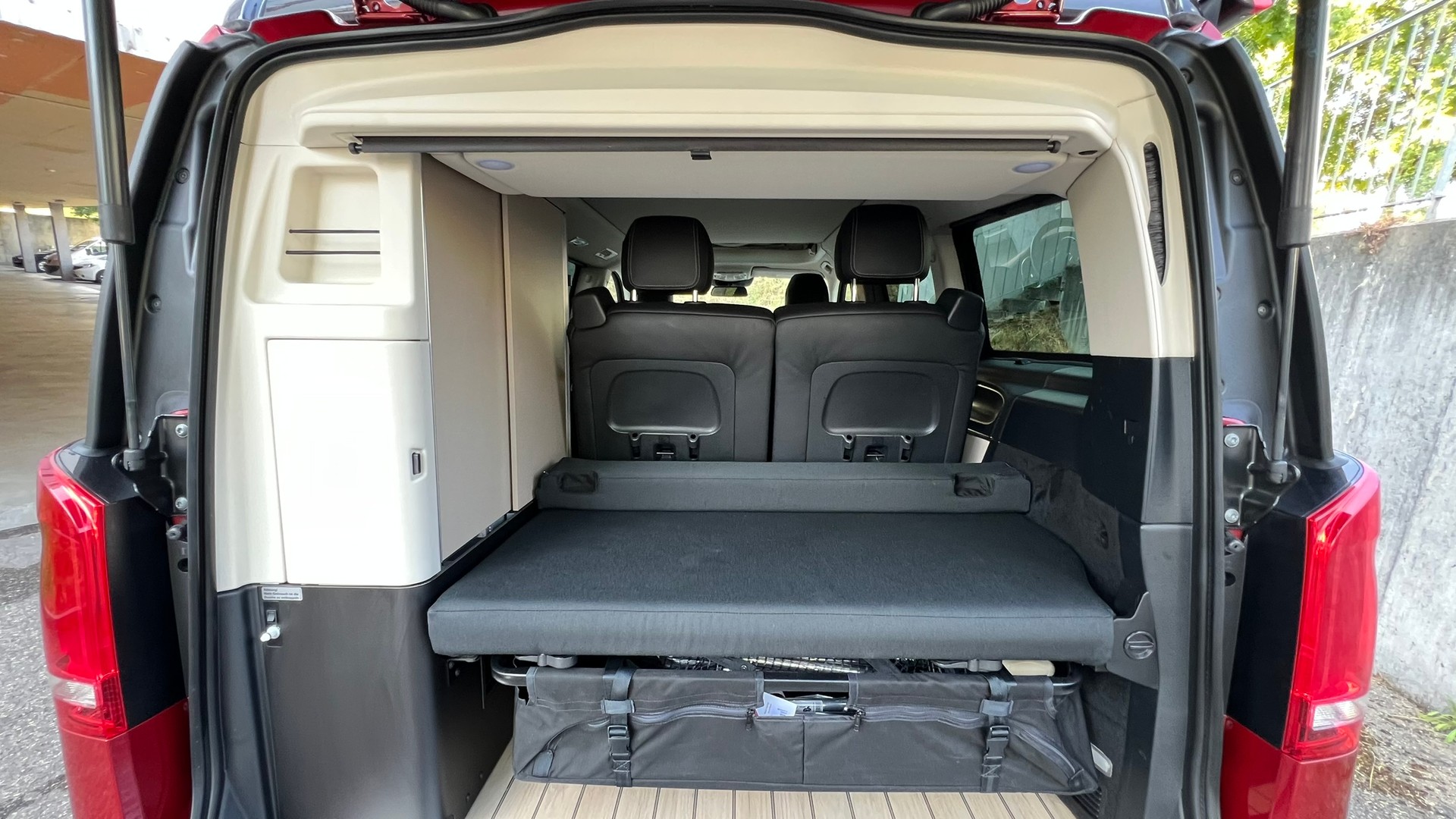 MERCEDES-BENZ MARCO POLO 250 D 4MATIC AUTOMAT AMG LINE BLACK PLUS l 190 PS-image-28