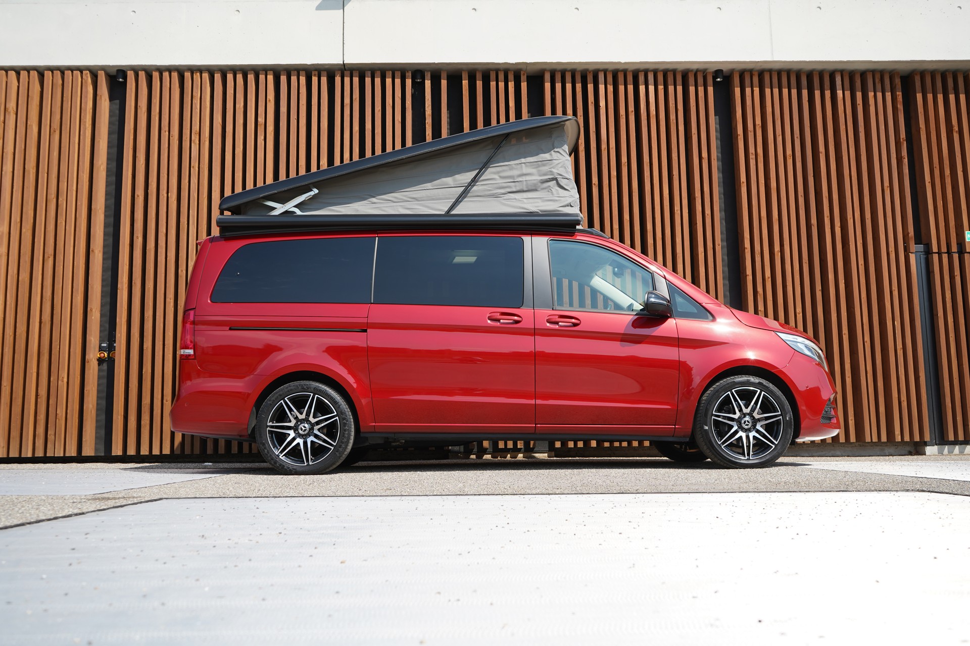 MERCEDES-BENZ MARCO POLO 250 D 4MATIC AUTOMAT AMG LINE BLACK PLUS l 190 PS-image-4