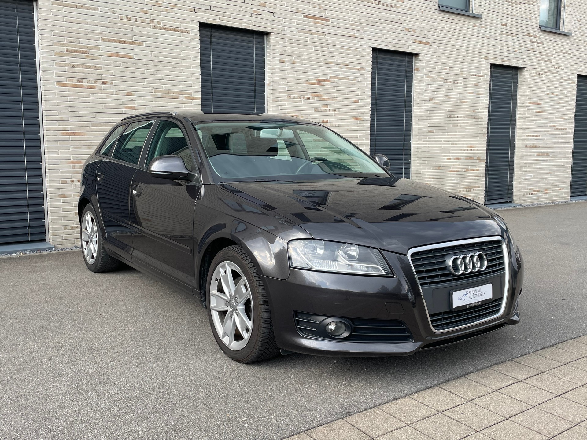 AUDI Audi A3 1.8 TFSI Sportback-image-4