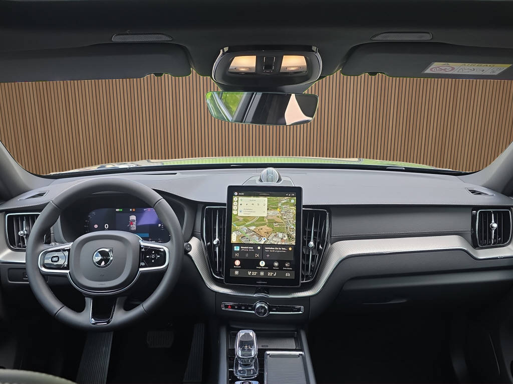 VOLVO XC60 2.0 T8 TE Black Edition eAWD-image-20