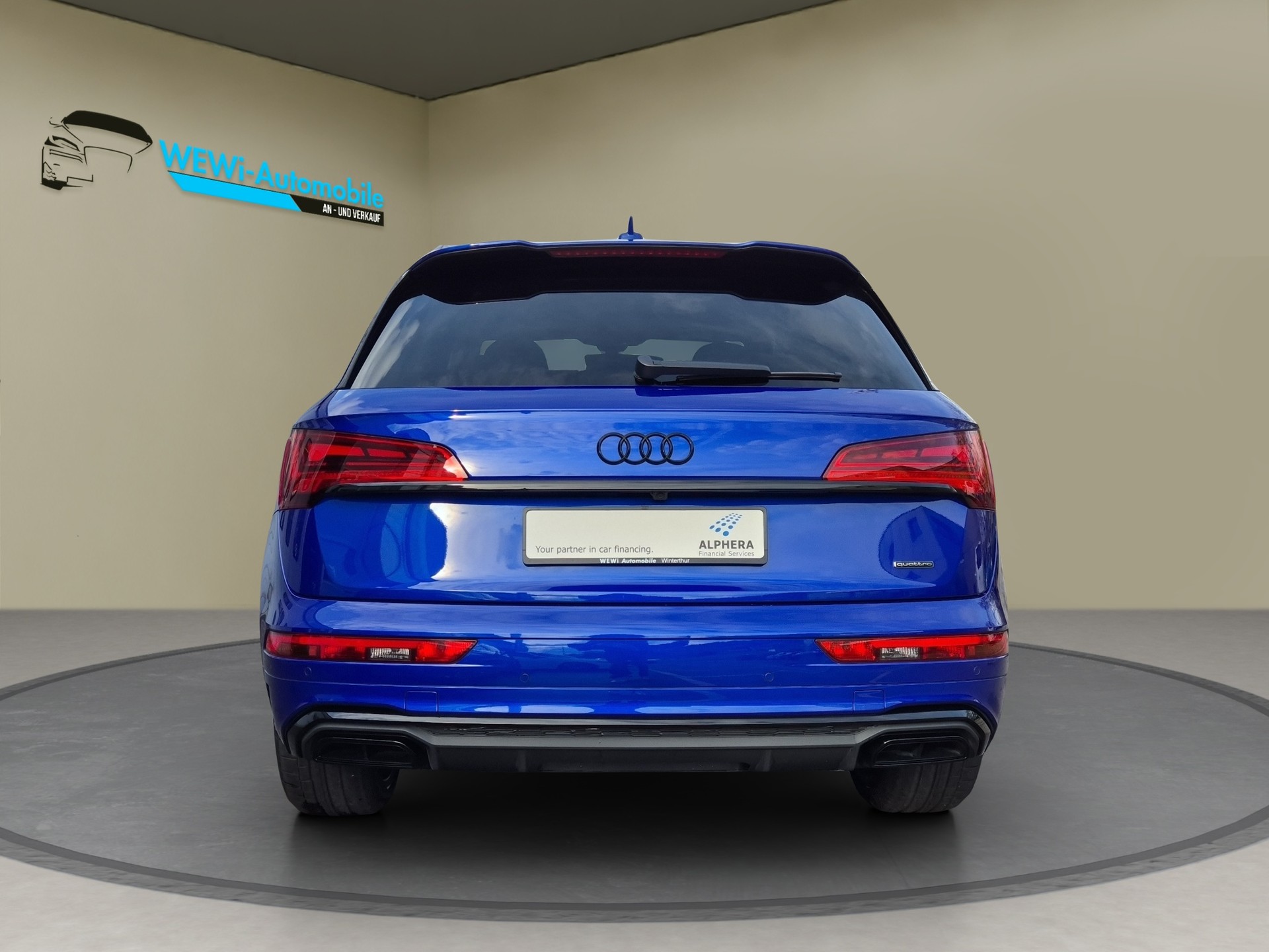 AUDI Q5 55 TFSI e PHEV S line quattro S-tronic-image-3