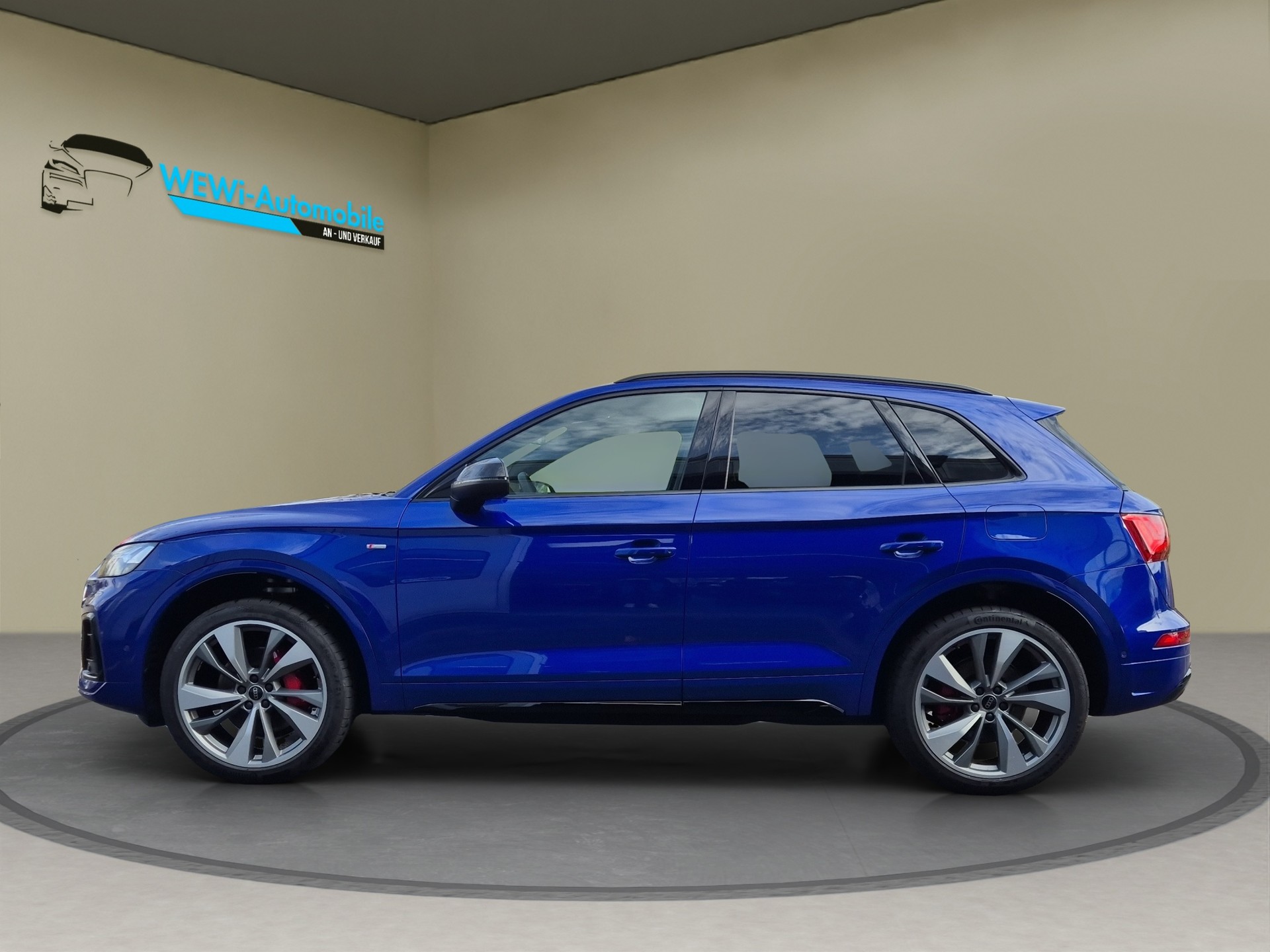 AUDI Q5 55 TFSI e PHEV S line quattro S-tronic-image-1