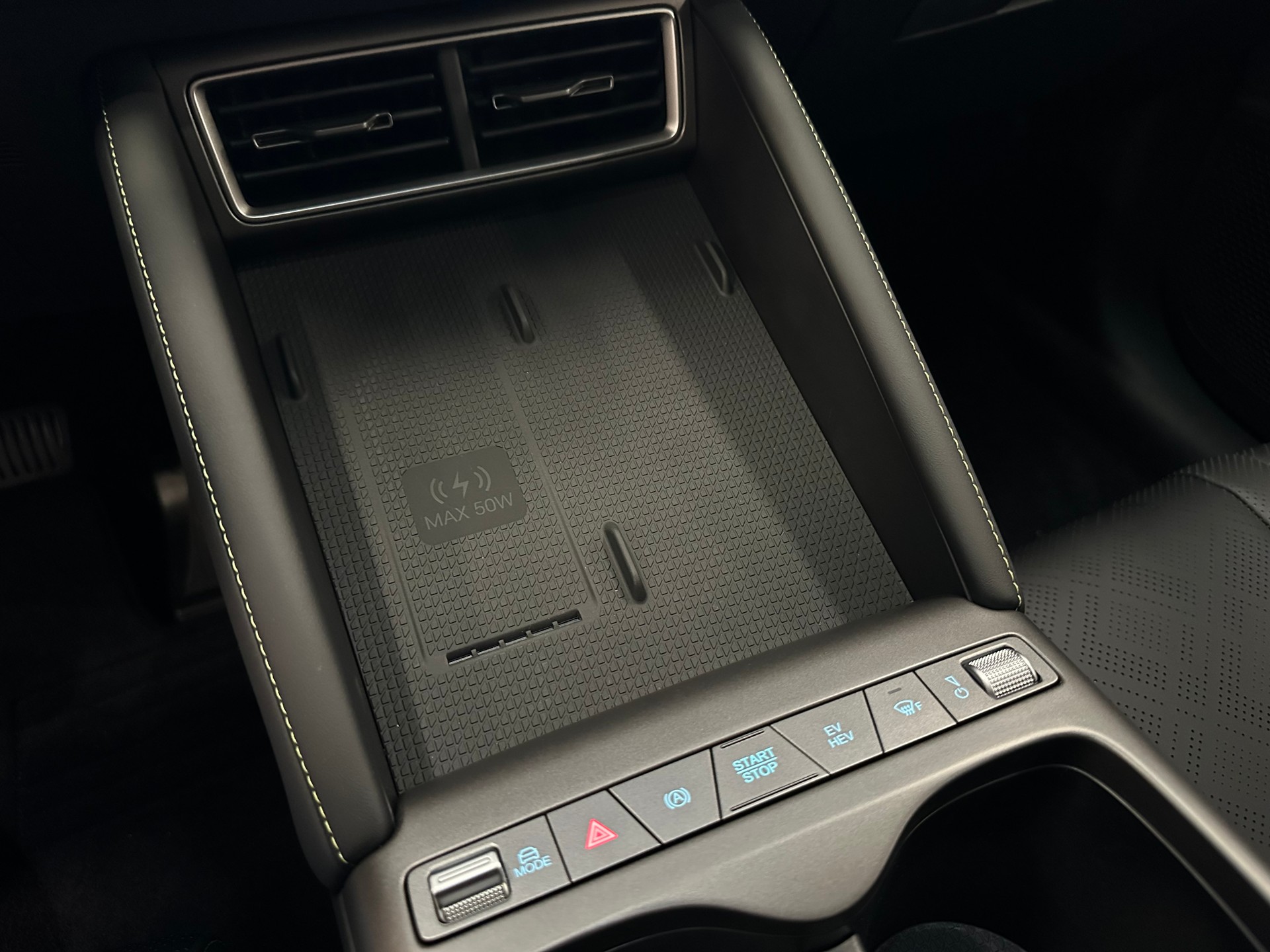 BYD Atto 2 DM-i Boost-image-22