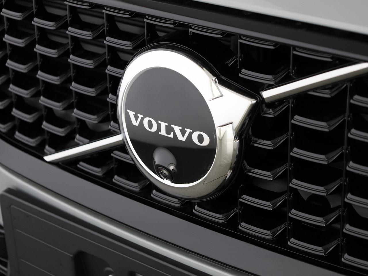 VOLVO V60 2.0 T6 TE Ultra Dark eAWD-image-16