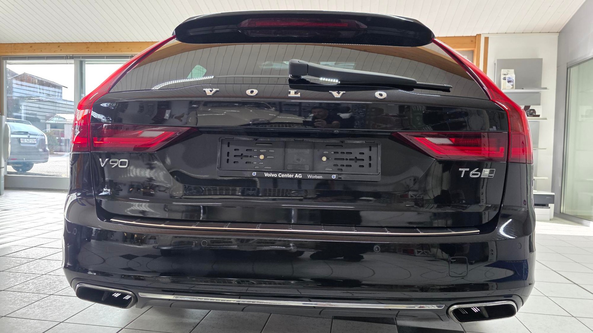 VOLVO V90 T6 AWD Inscription Geartronic-image-4