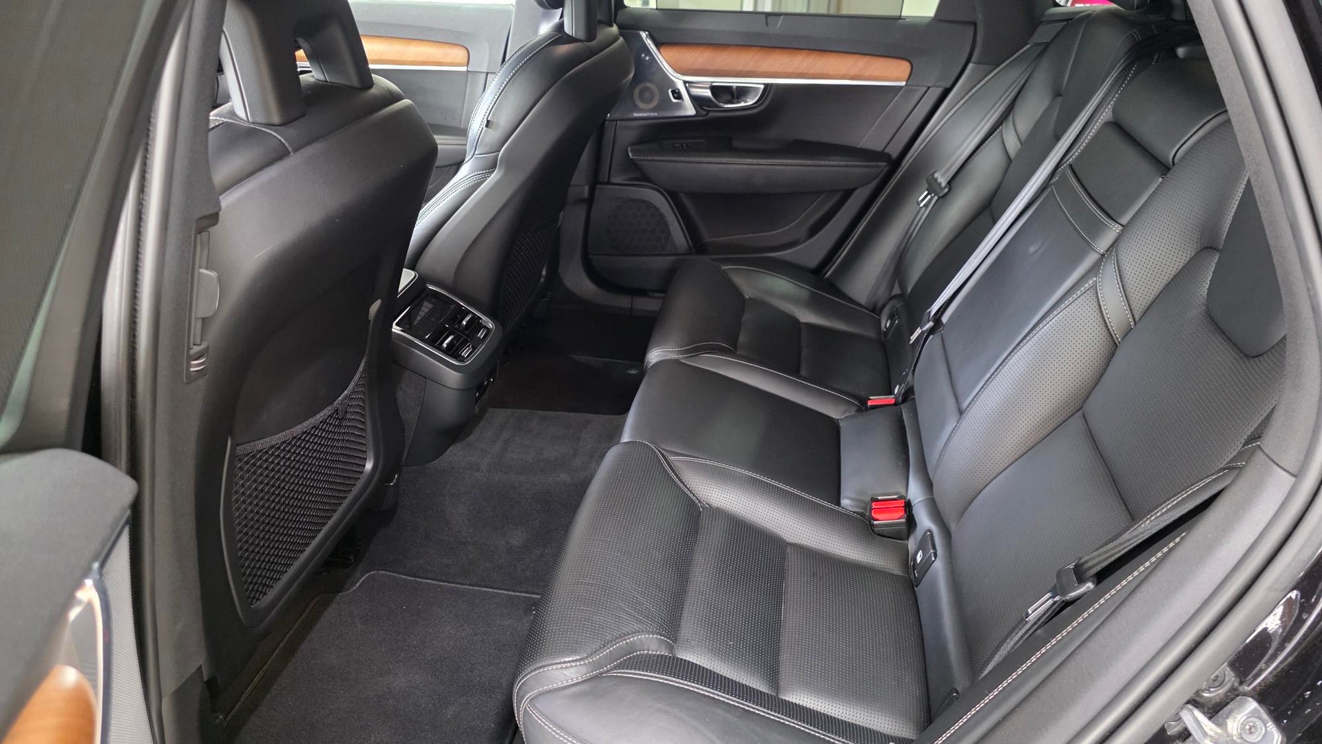 VOLVO V90 T6 AWD Inscription Geartronic-image-11