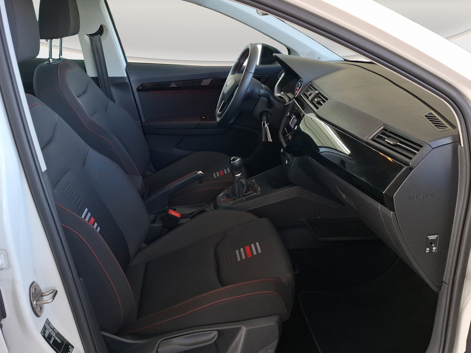 SEAT Ibiza 1.5 TSI EVO Swiss FR // 8-fach Aluminiumbereift-image-9