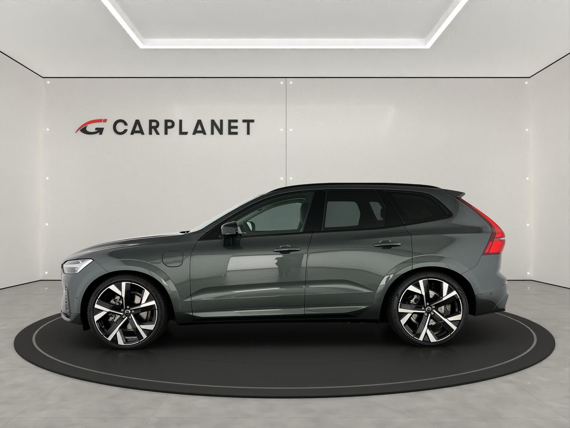 VOLVO XC60 2.0 T8 TE Ultra Dark eAWD-image-2