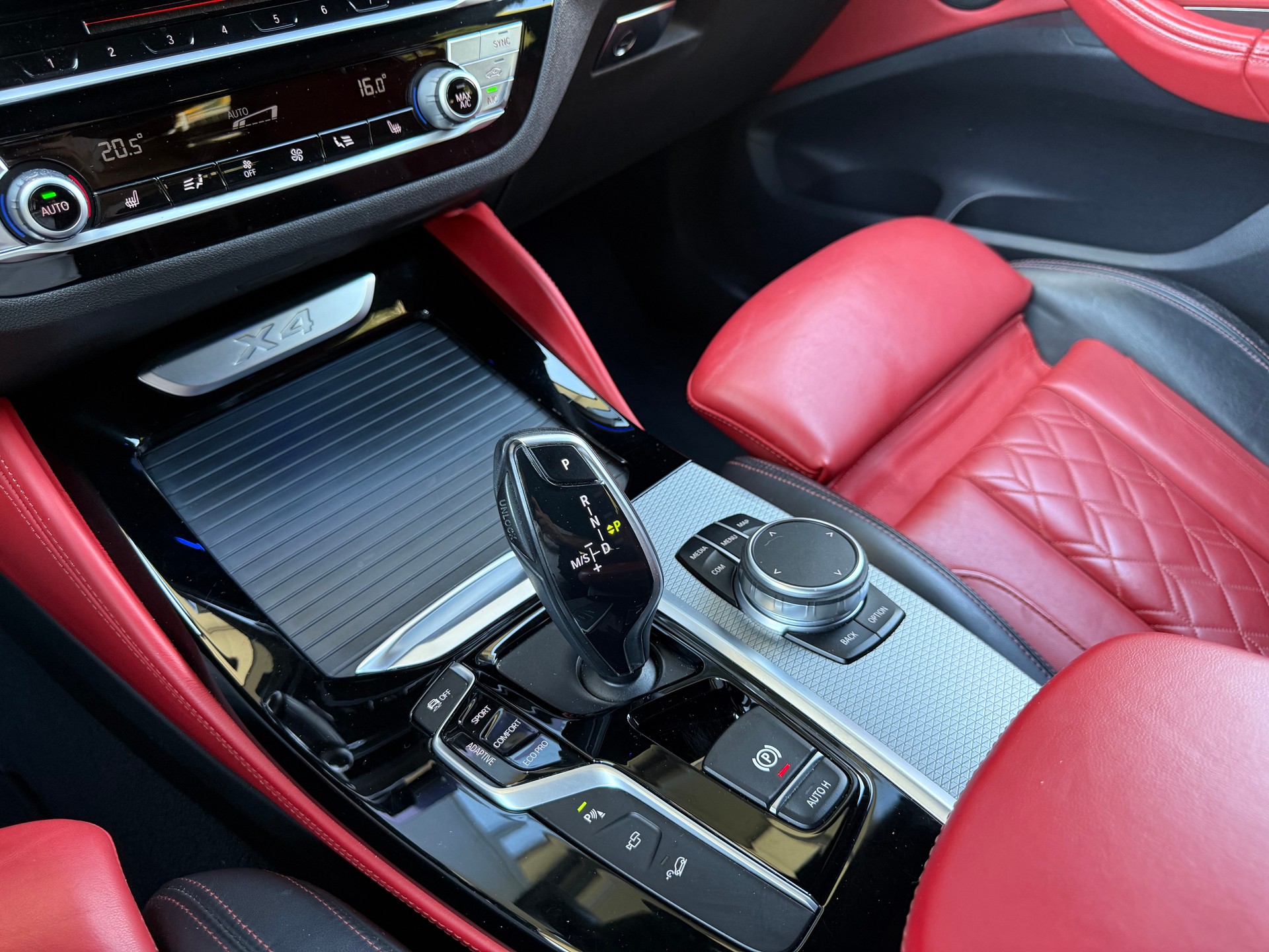 BMW X4 xDrive 25d M Sport Steptronic-image-13