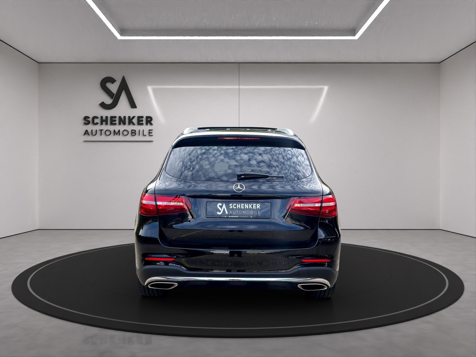 MERCEDES-BENZ GLC 350 e AMG Line 4Matic 7G-Tronic-image-3