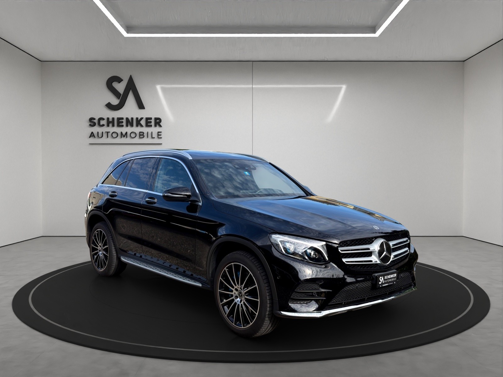 MERCEDES-BENZ GLC 350 e AMG Line 4Matic 7G-Tronic-image-6