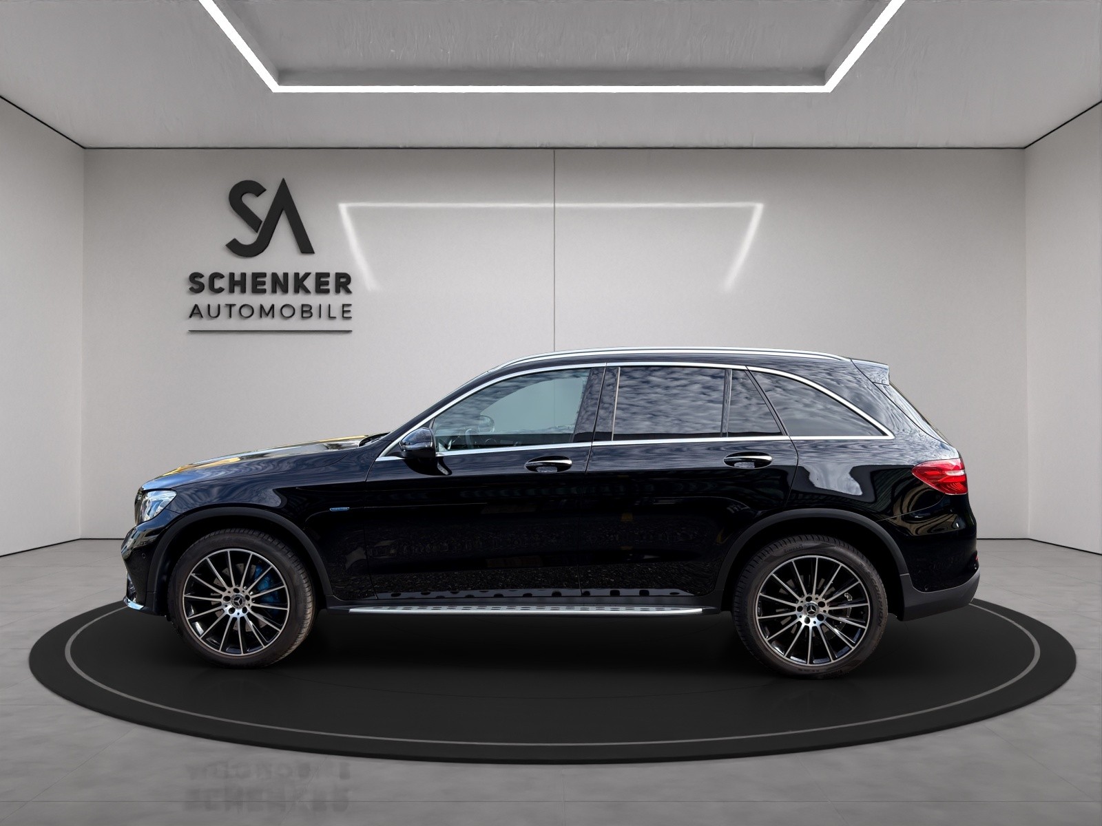 MERCEDES-BENZ GLC 350 e AMG Line 4Matic 7G-Tronic-image-1