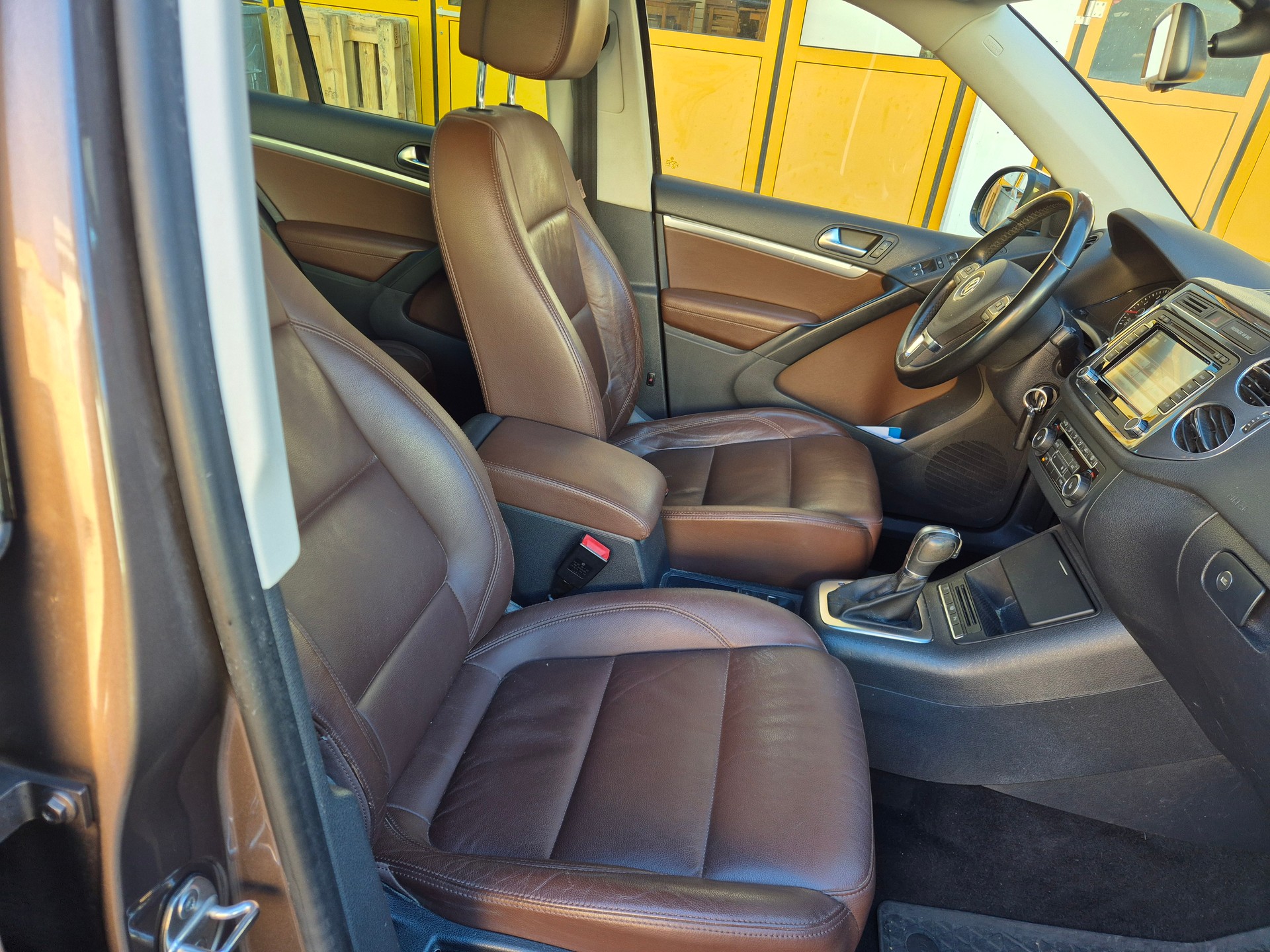 VW Tiguan 2.0 TSI Sport&Style 4Motion DSG-image-11