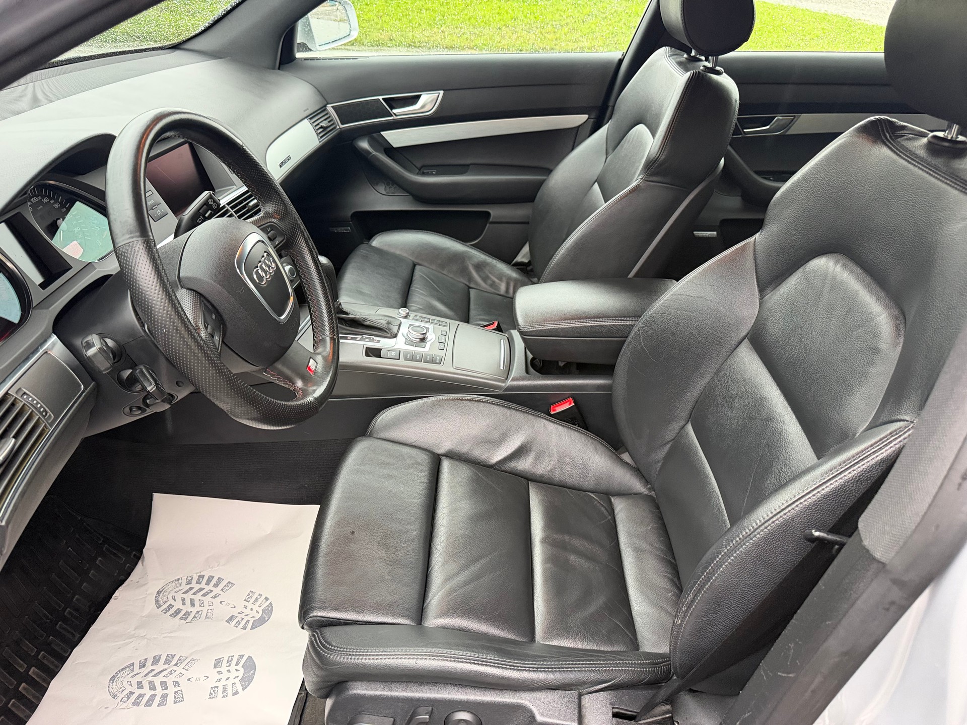 AUDI A6 Avant 3.2 V6 FSI quattro-image-9