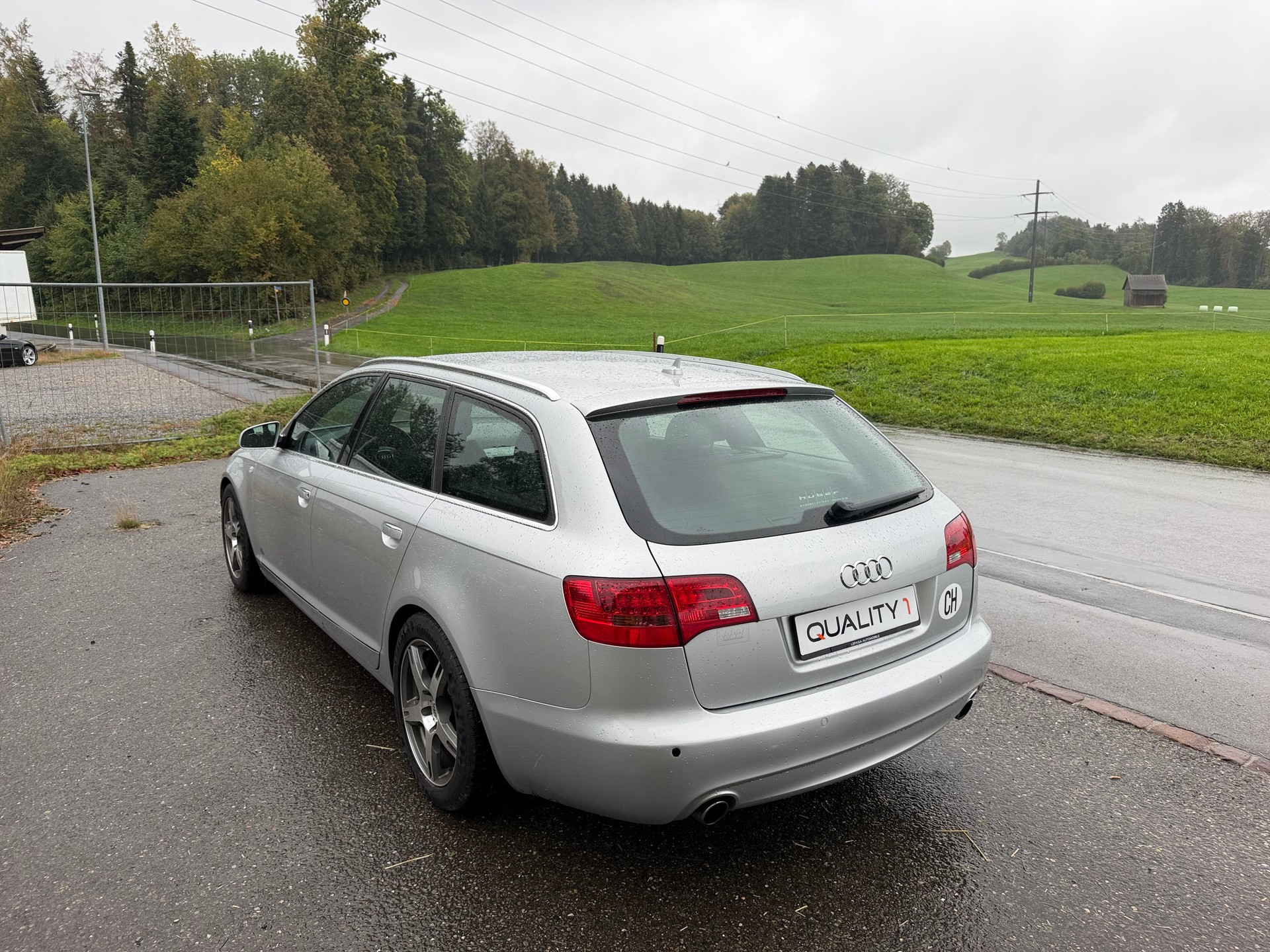 AUDI A6 Avant 3.2 V6 FSI quattro-image-6